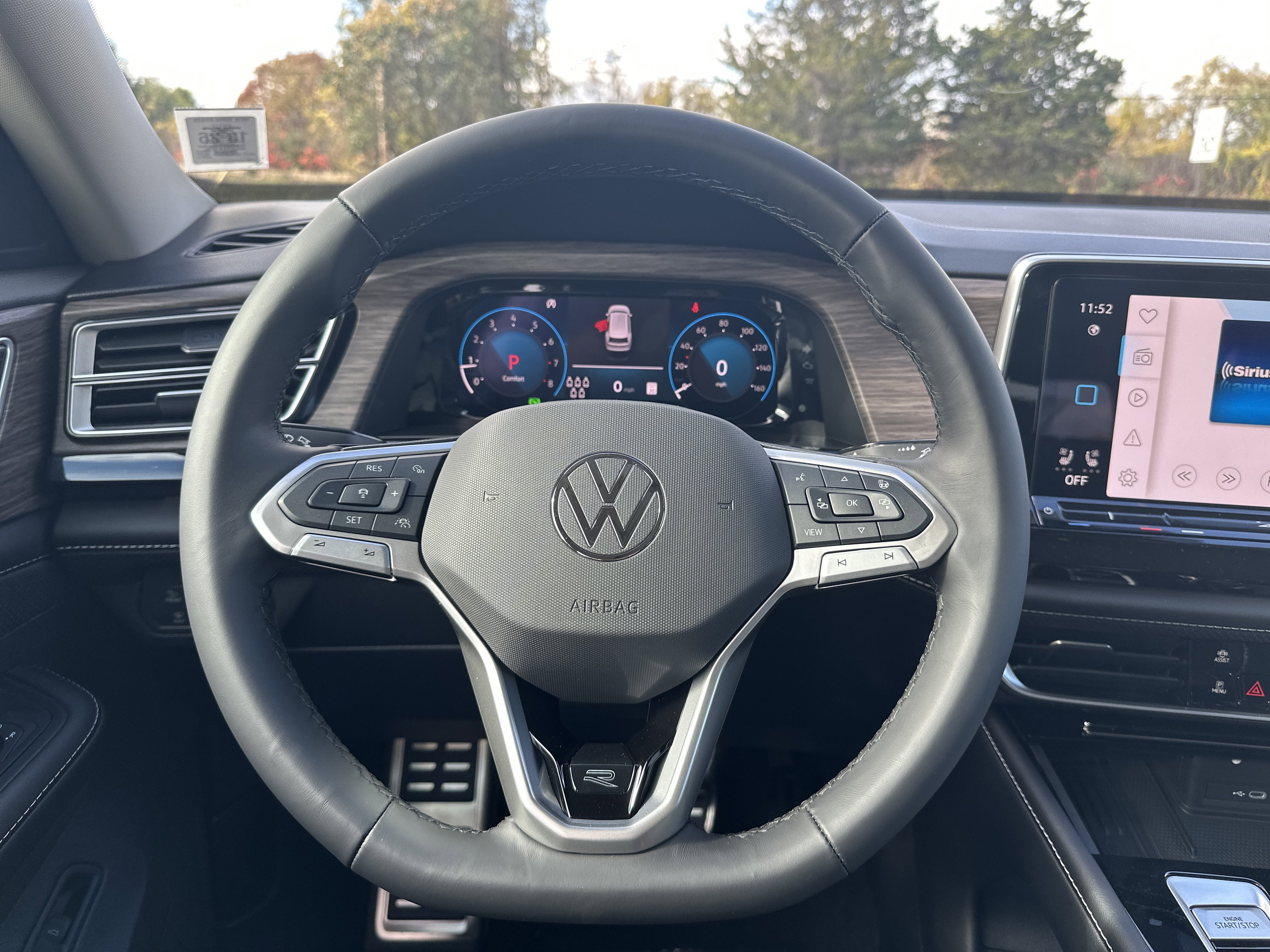 2026 Volkswagen Atlas 2.0T SEL Premium R-Line