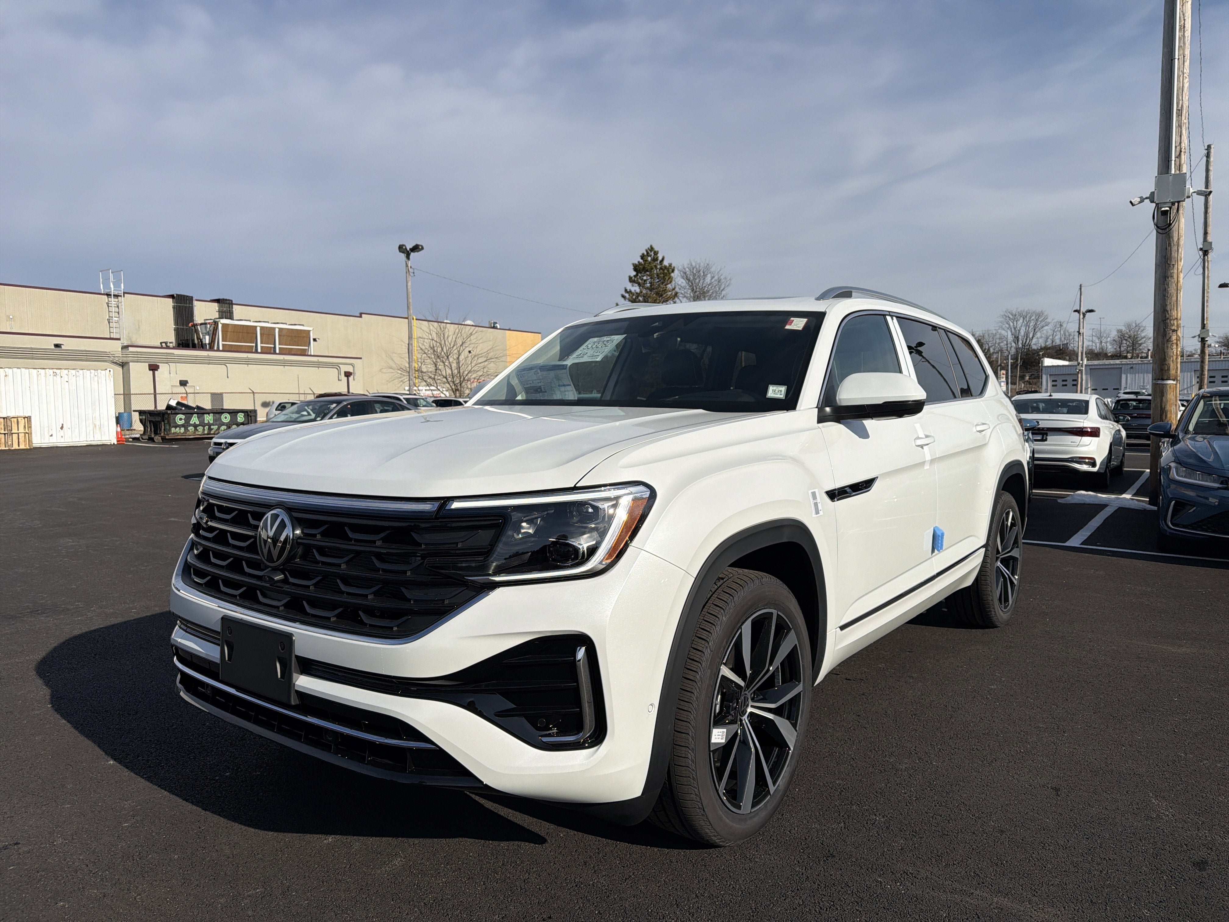 2026 Volkswagen Atlas 2.0T SEL Premium R-Line