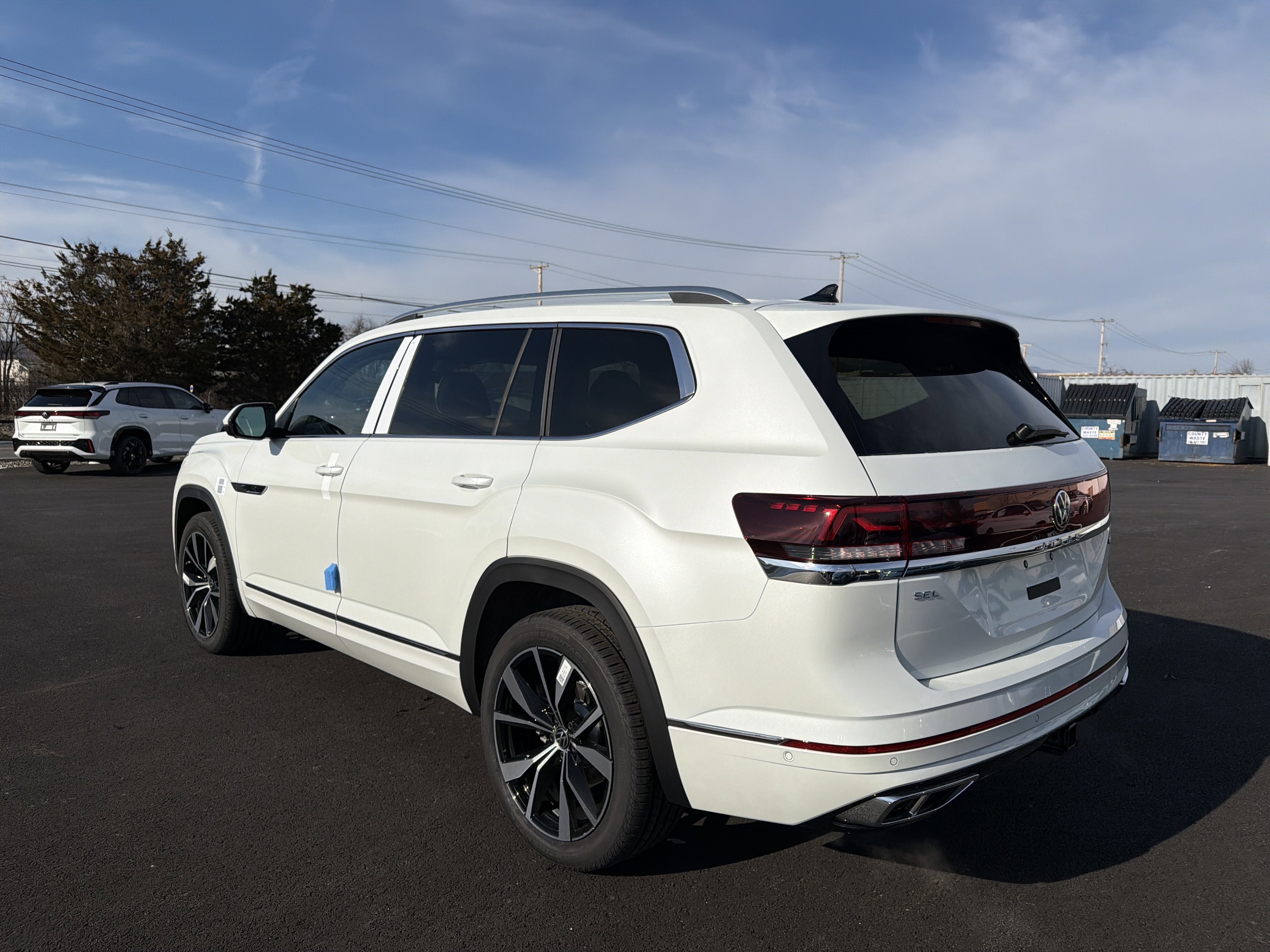 2026 Volkswagen Atlas 2.0T SEL Premium R-Line