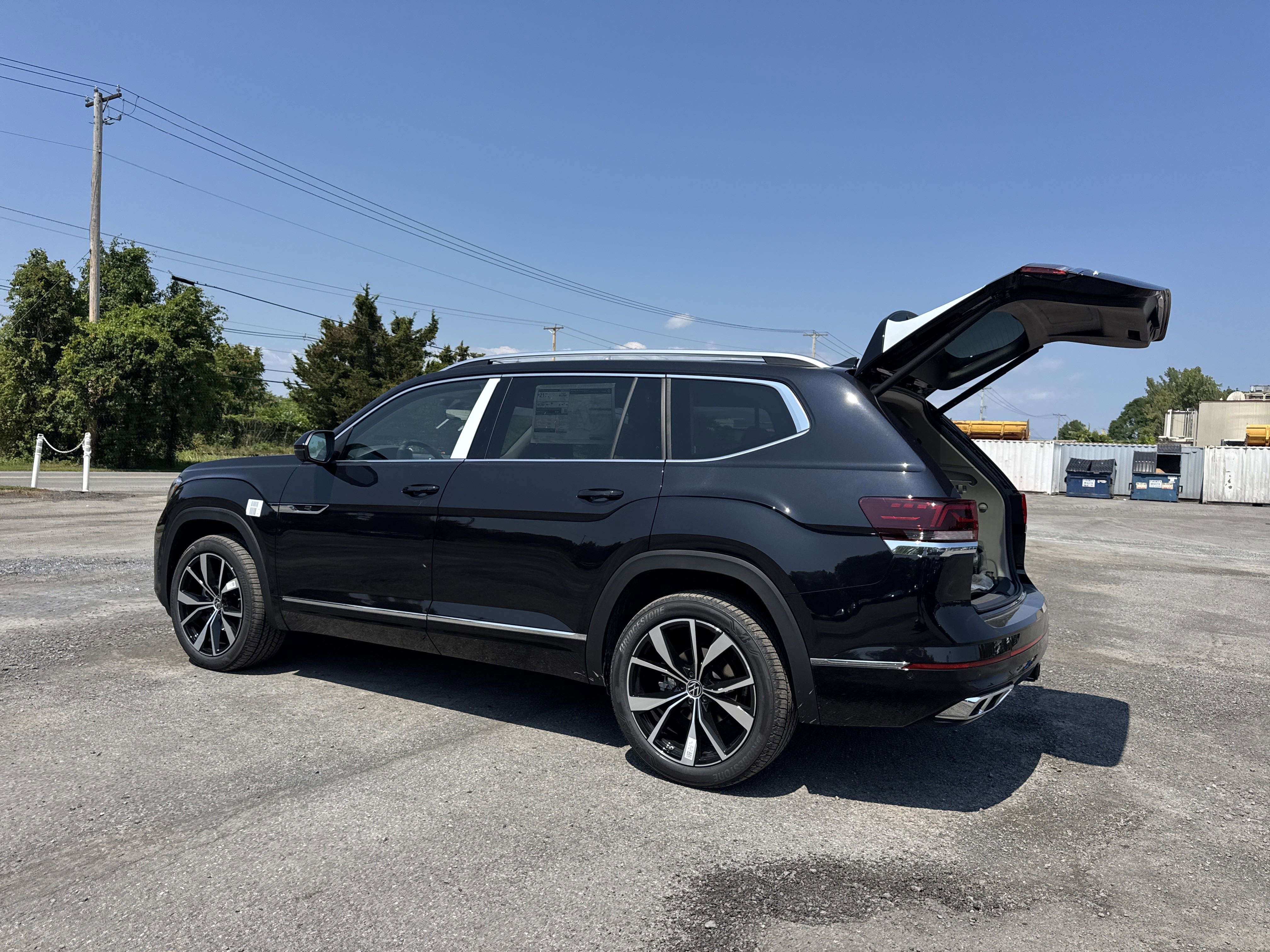 2026 Volkswagen Atlas 2.0T SEL Premium R-Line