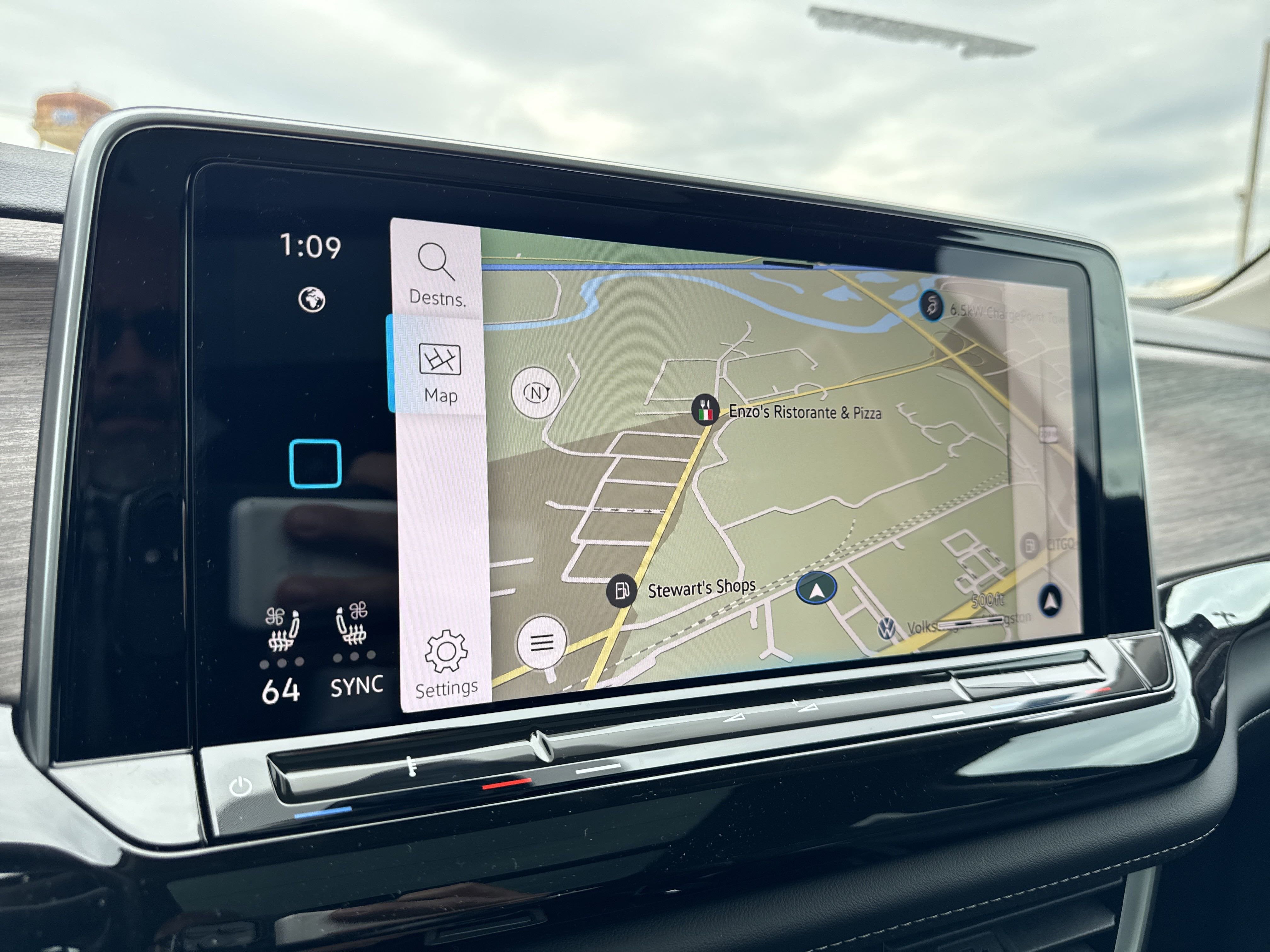 2025 Volkswagen Atlas 2.0T SEL Premium R-Line