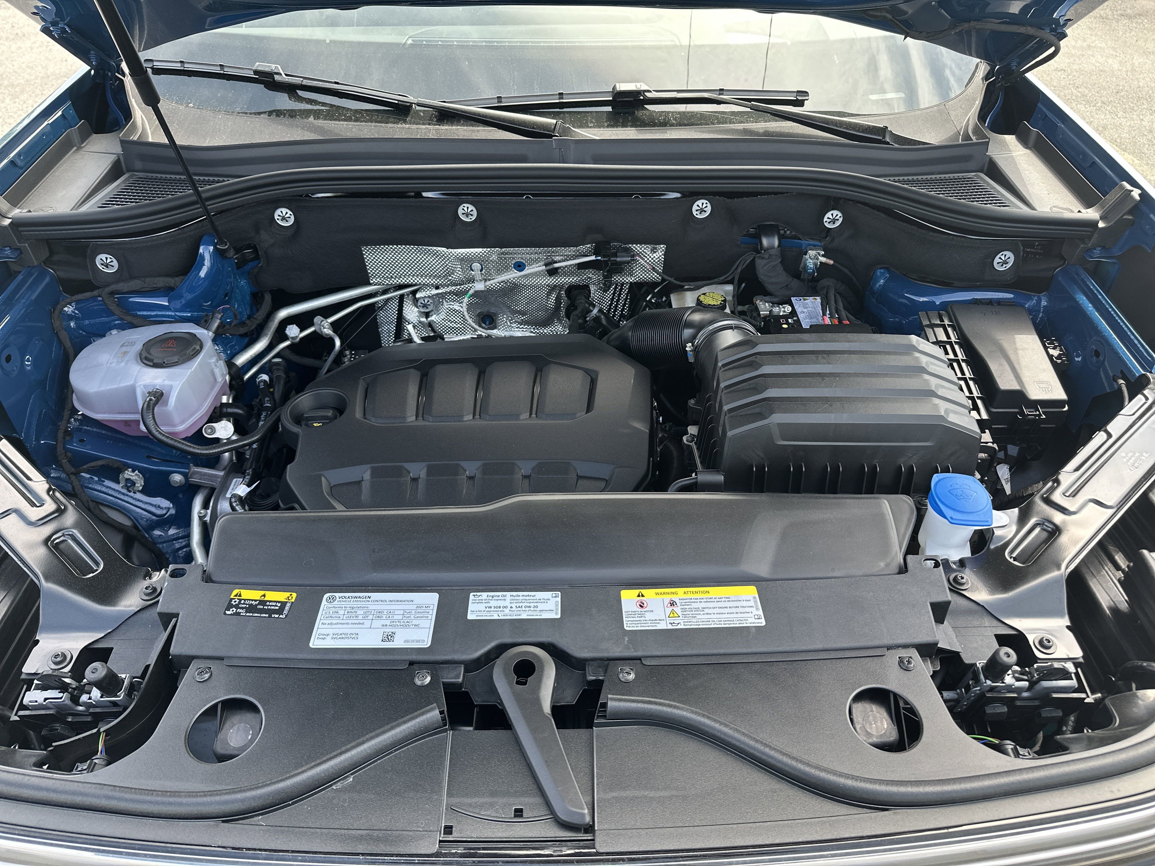 2025 Volkswagen Atlas 2.0T SEL Premium R-Line