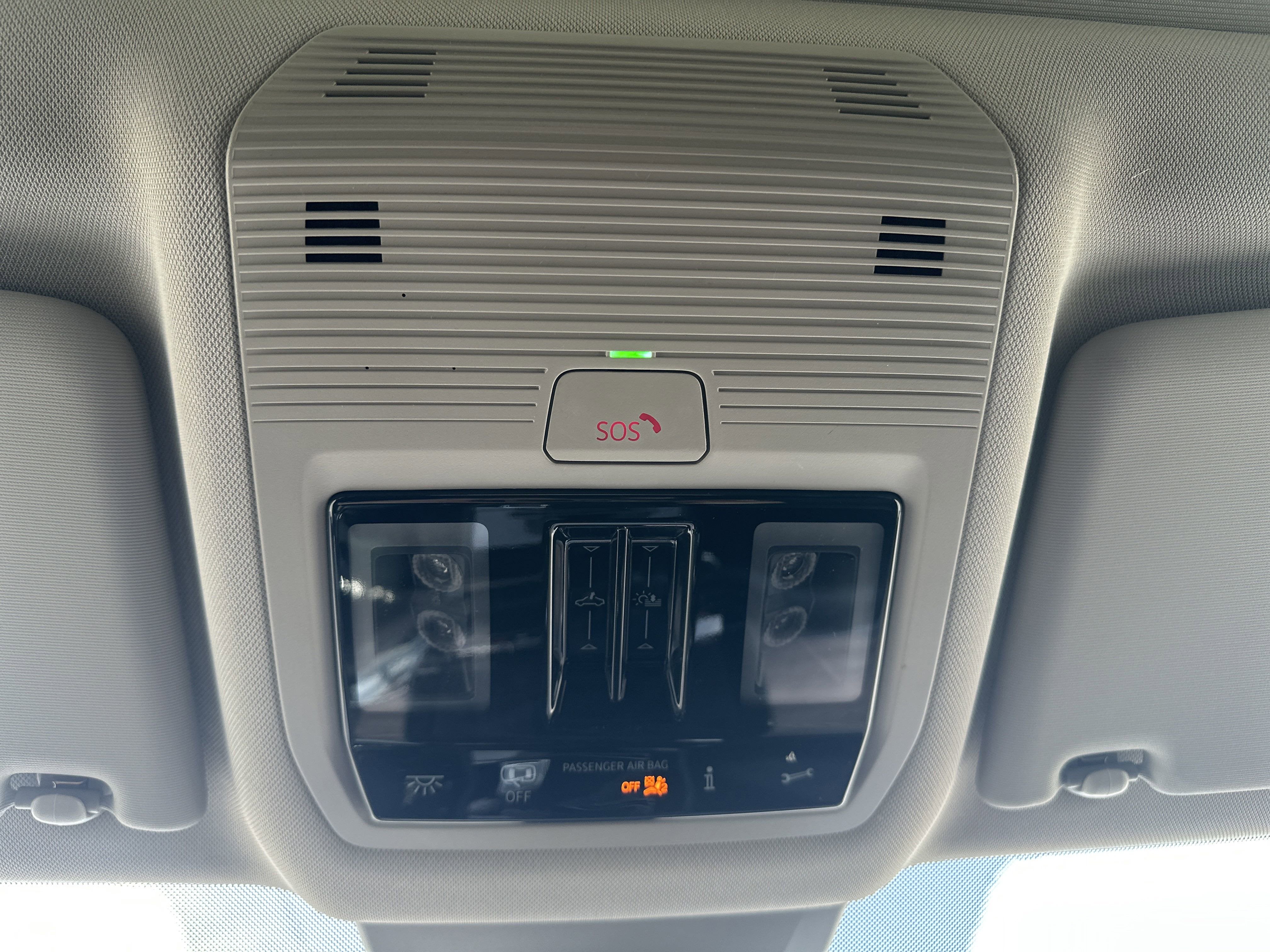 2025 Volkswagen Atlas 2.0T SEL Premium R-Line