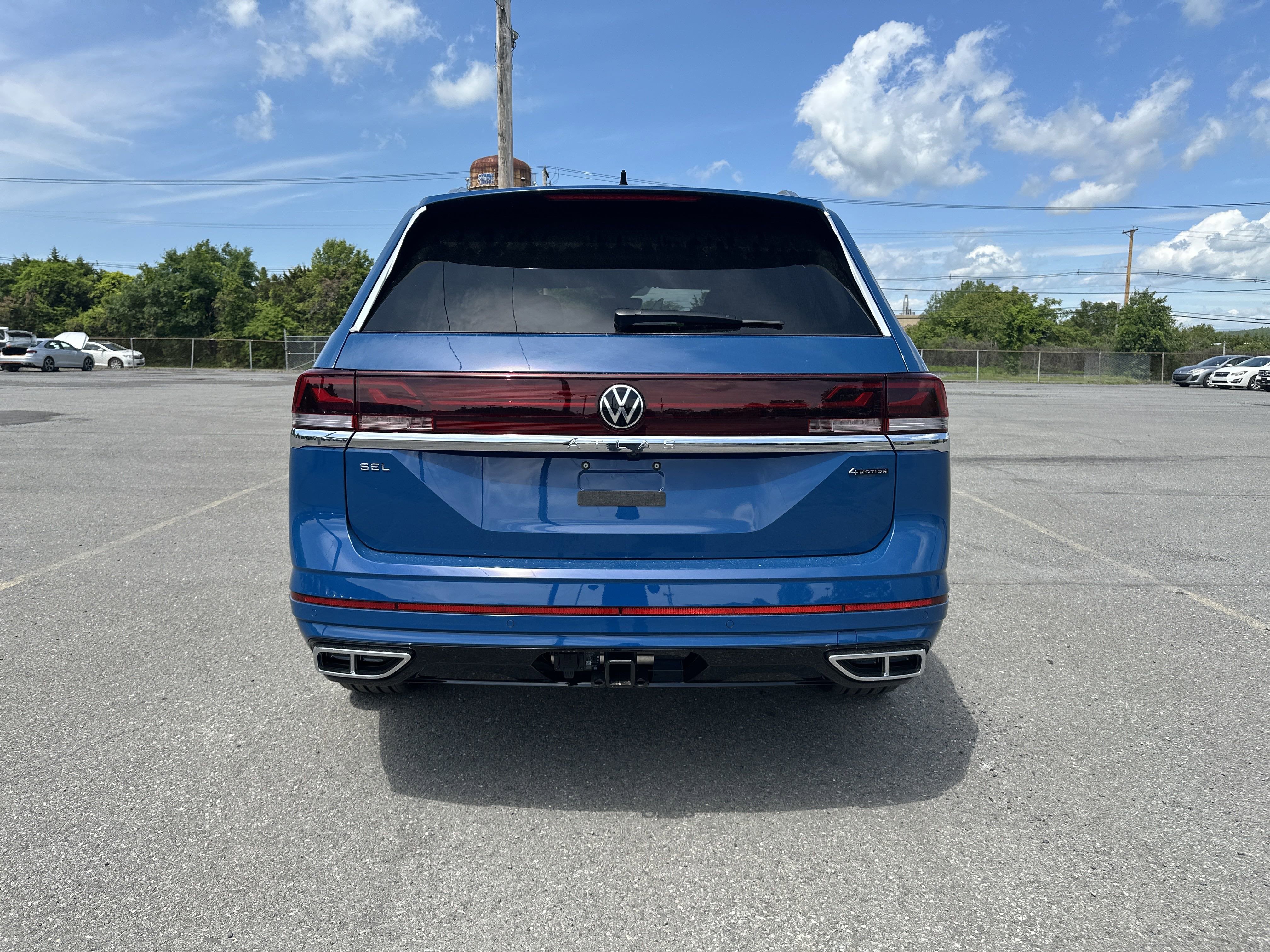 2025 Volkswagen Atlas 2.0T SEL Premium R-Line