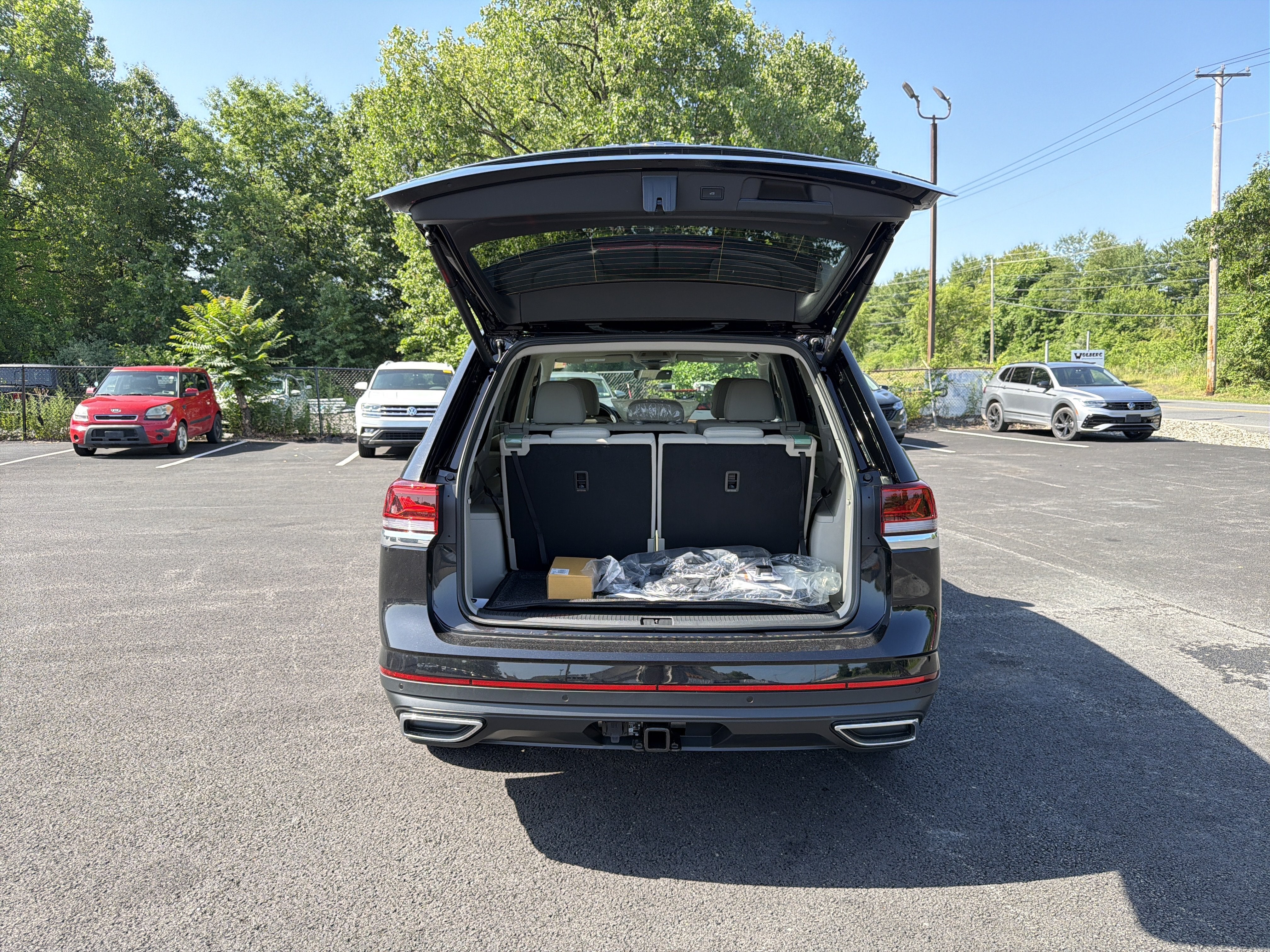 2026 Volkswagen Atlas 2.0T SE W/TECHNOLOGY