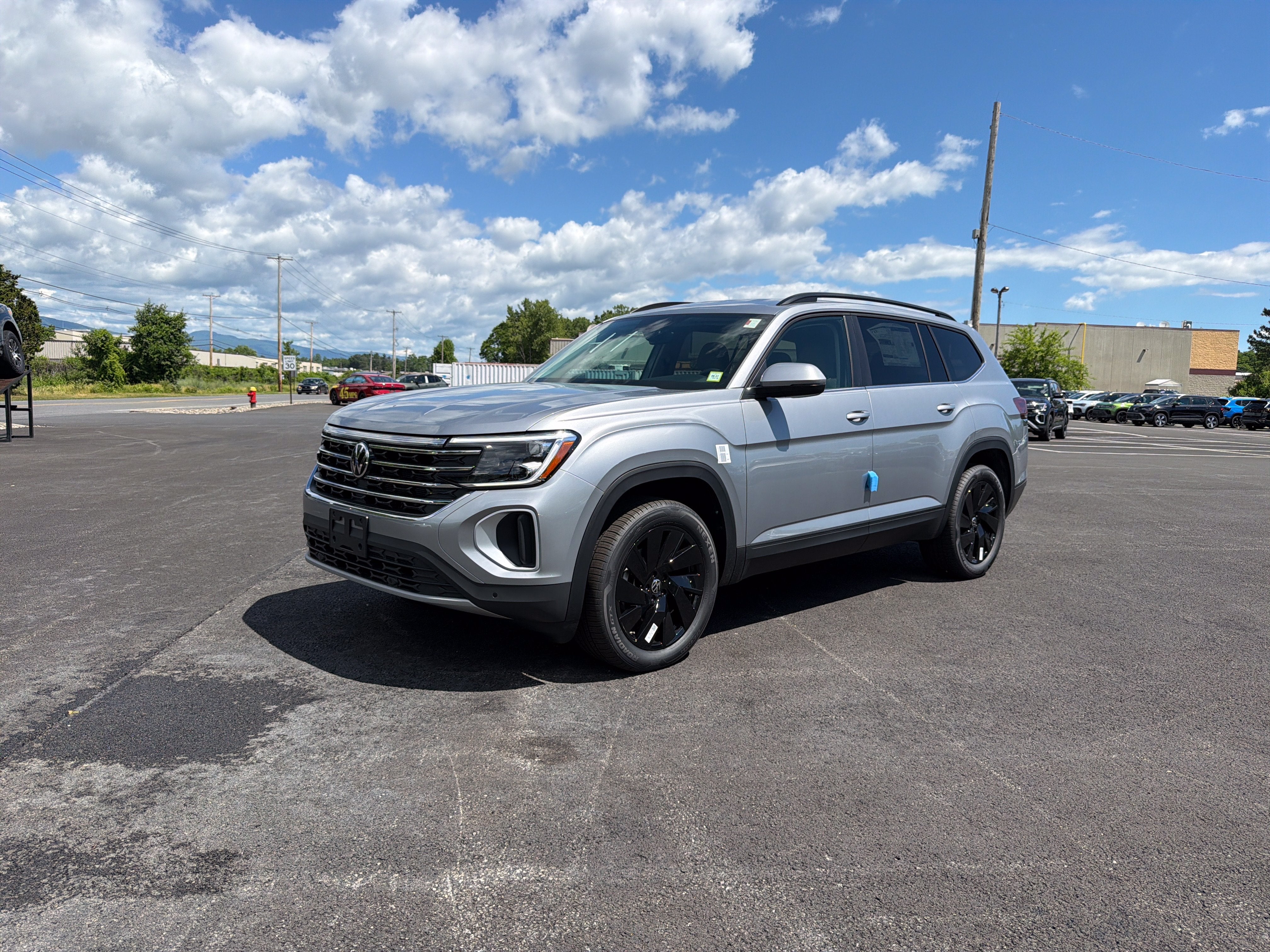 2026 Volkswagen Atlas 2.0T SE W/TECHNOLOGY