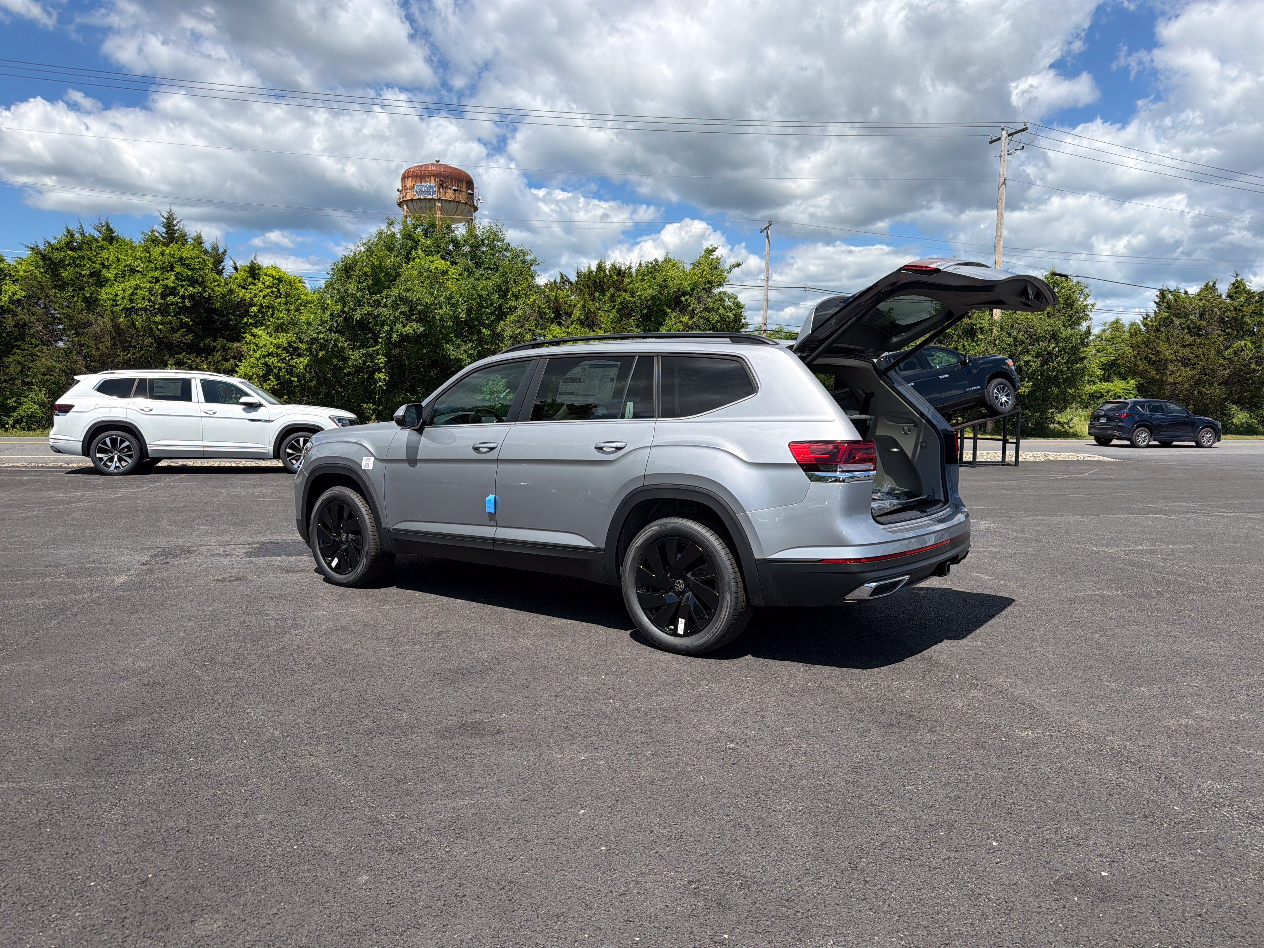 2026 Volkswagen Atlas 2.0T SE W/TECHNOLOGY