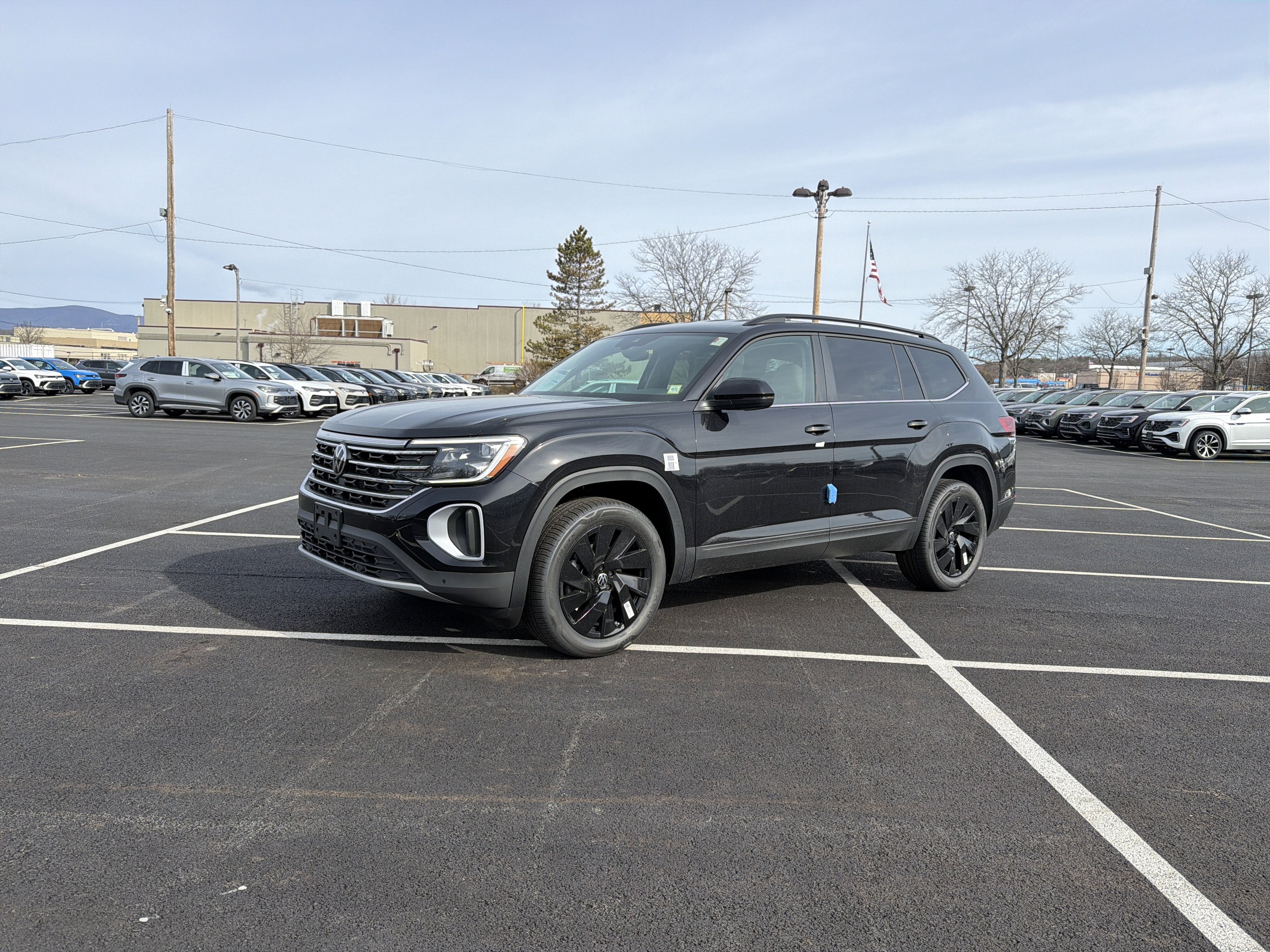 2026 Volkswagen Atlas 2.0T SE W/TECHNOLOGY