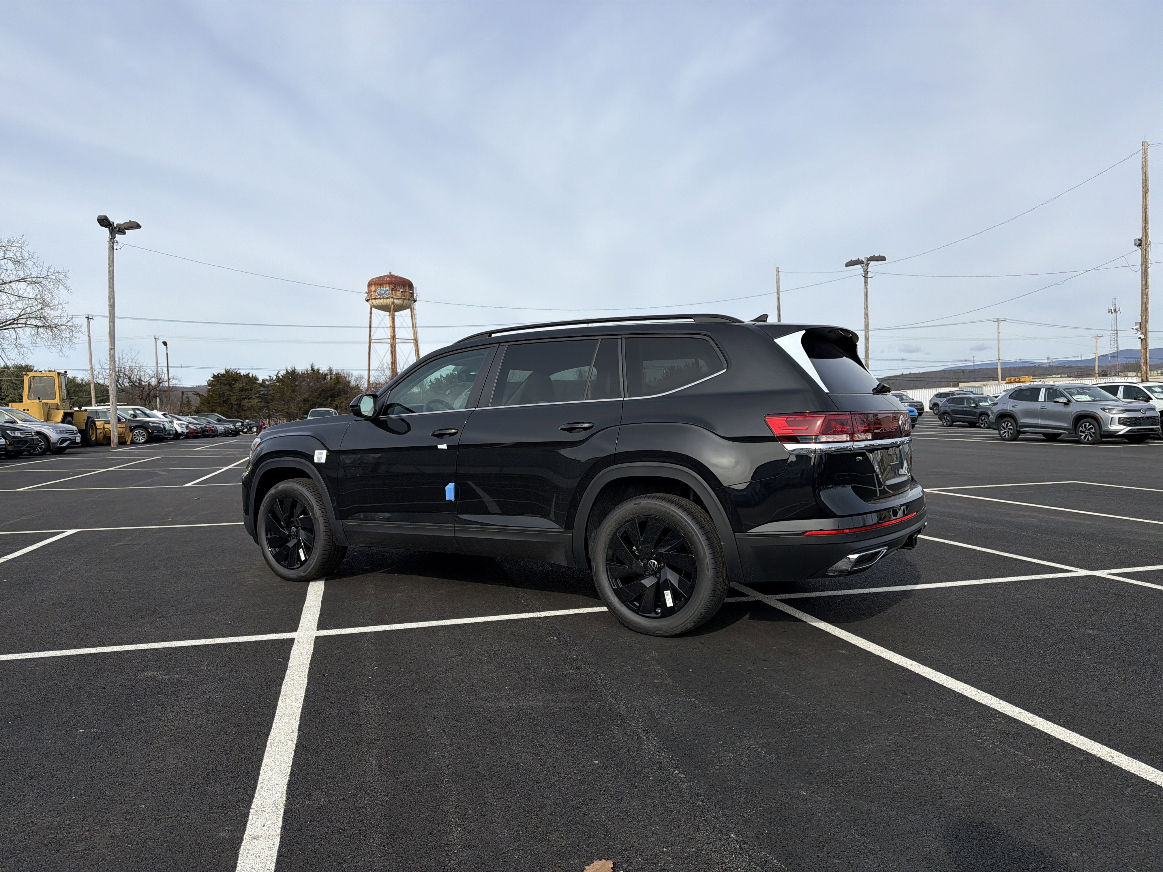 2026 Volkswagen Atlas 2.0T SE W/TECHNOLOGY