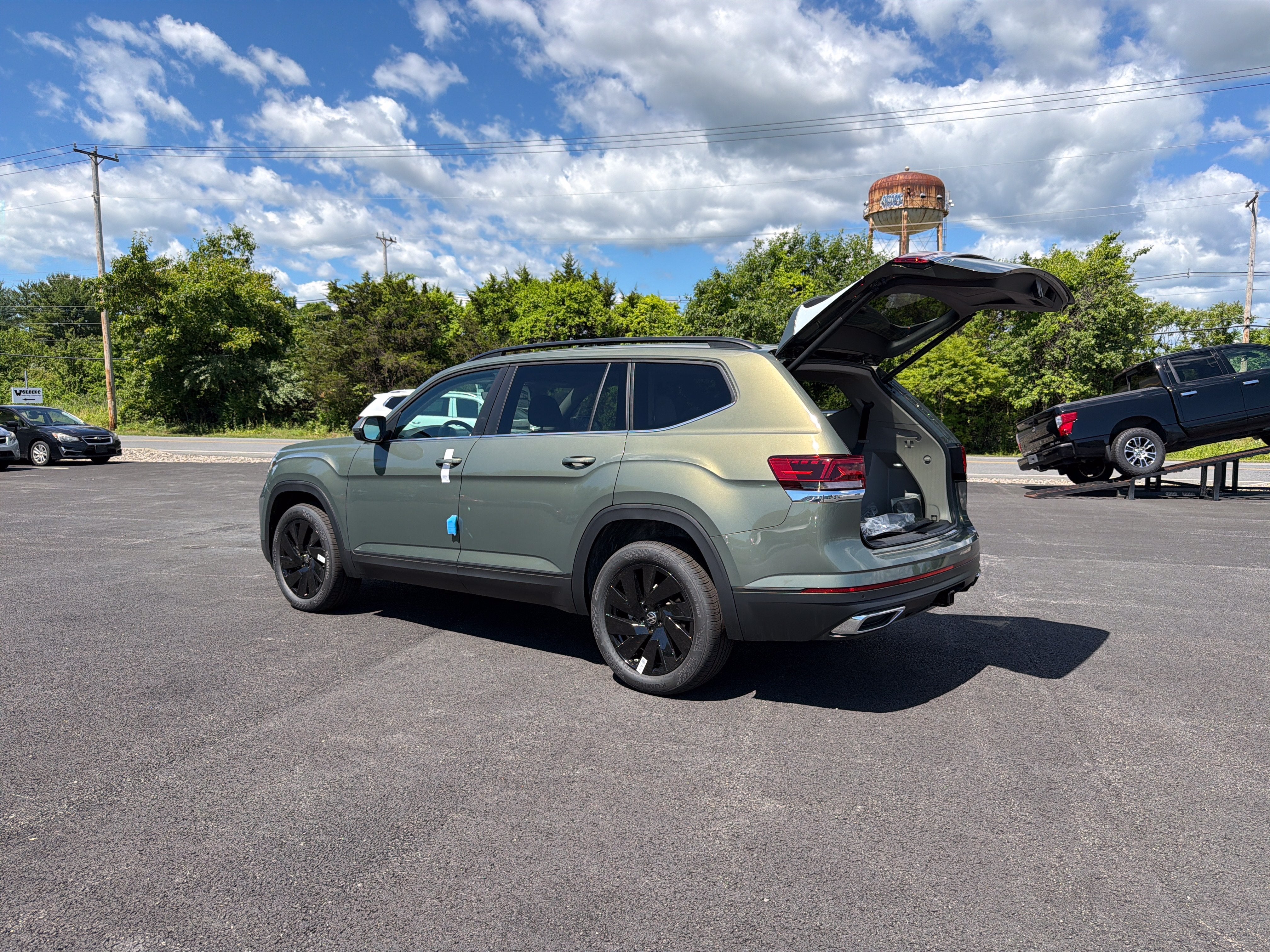 2026 Volkswagen Atlas 2.0T SE W/TECHNOLOGY