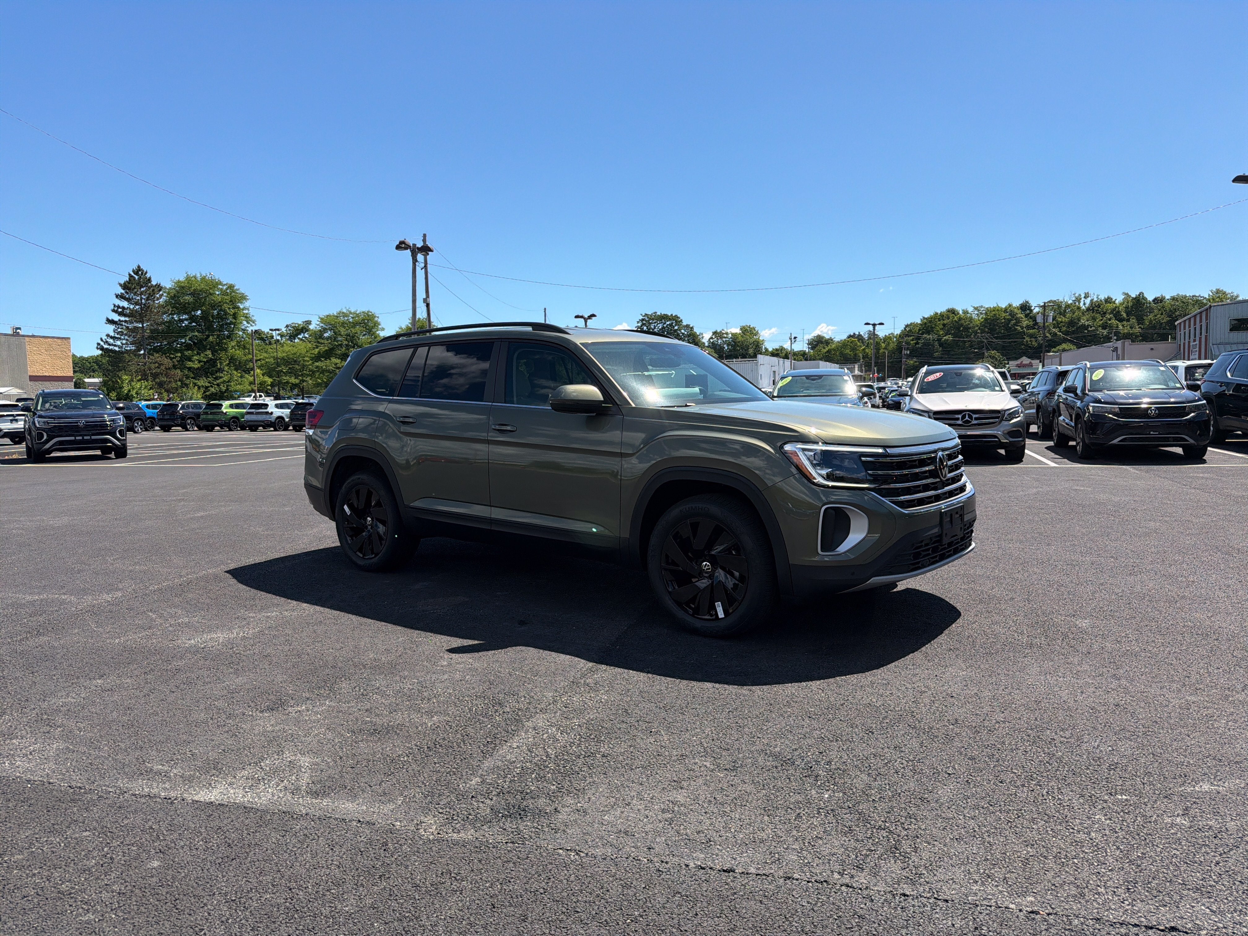 2026 Volkswagen Atlas 2.0T SE W/TECHNOLOGY