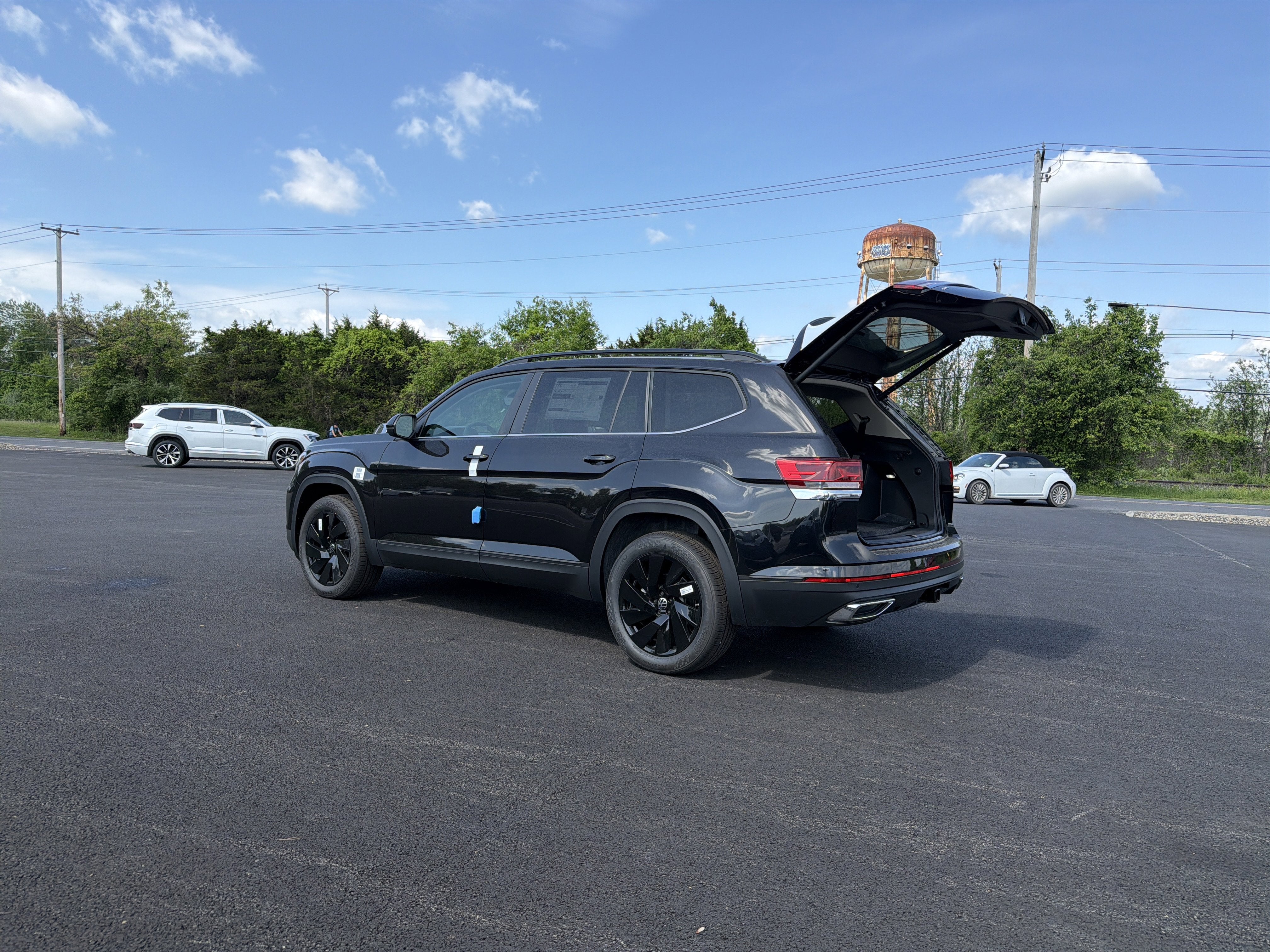 2026 Volkswagen Atlas 2.0T SE W/TECHNOLOGY