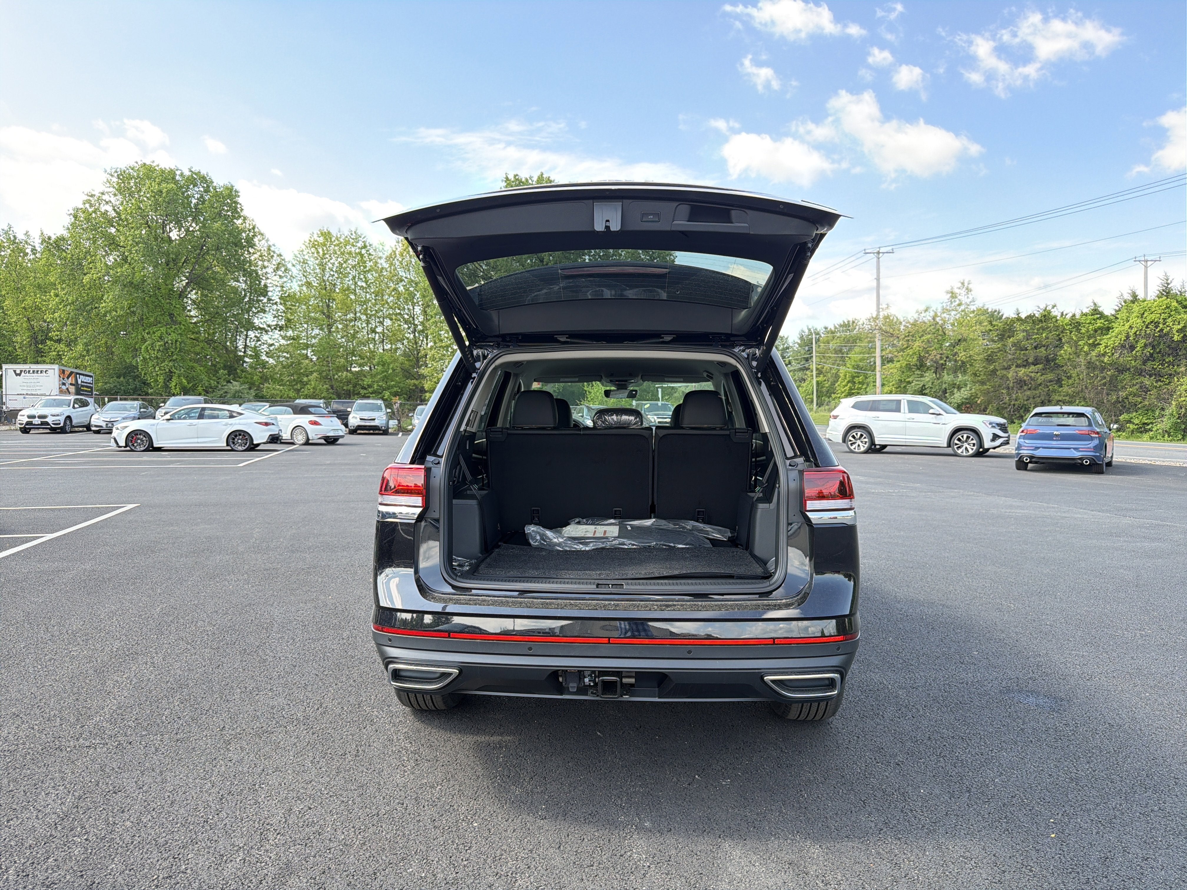 2026 Volkswagen Atlas 2.0T SE W/TECHNOLOGY