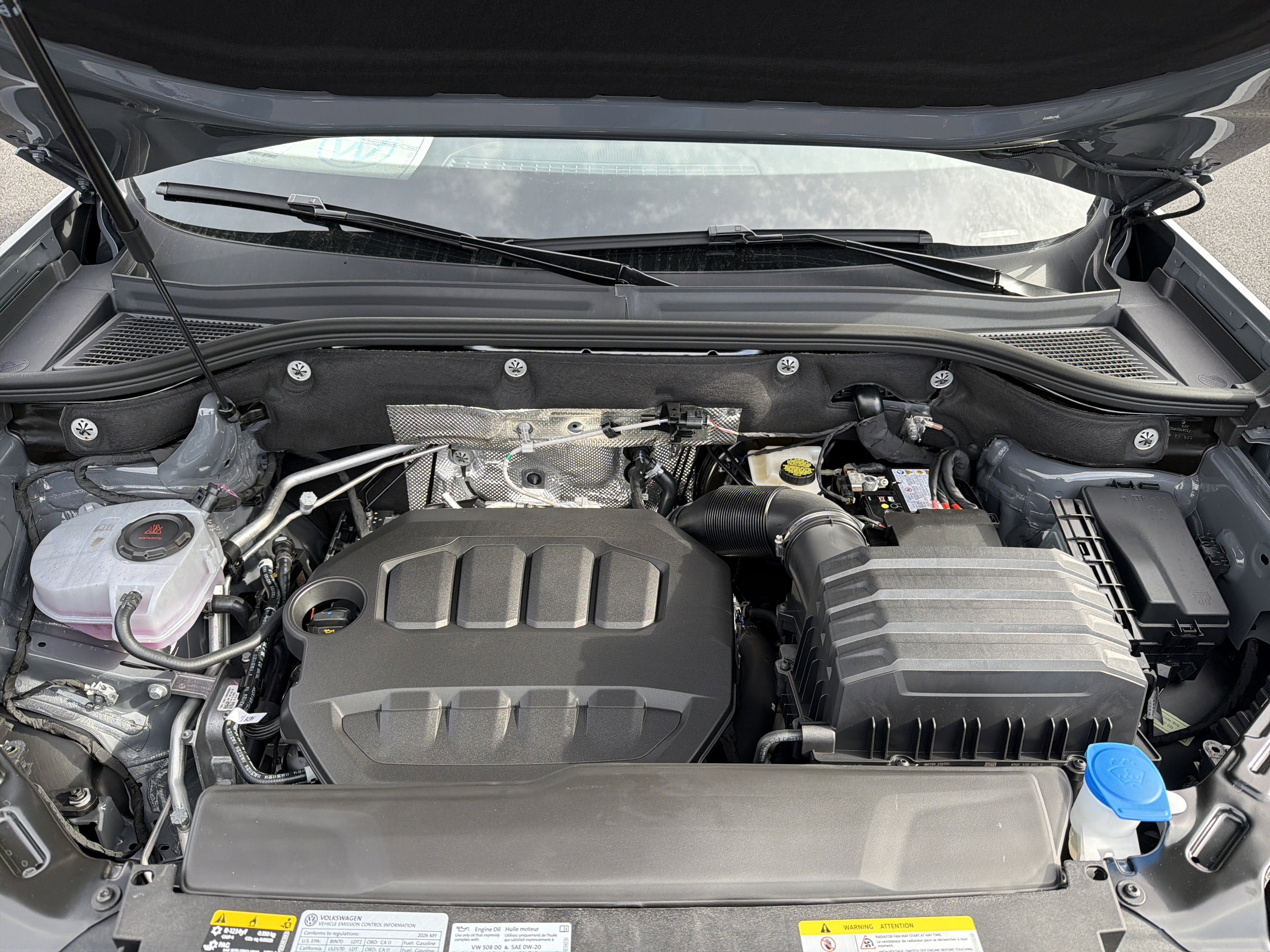 2026 Volkswagen Atlas Cross Sport 2.0T SE W/TECHNOLOGY