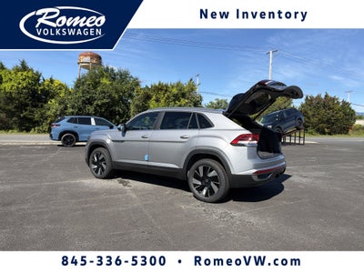 2026 Volkswagen Atlas Cross Sport 2.0T SE w/Tech 4MOTION