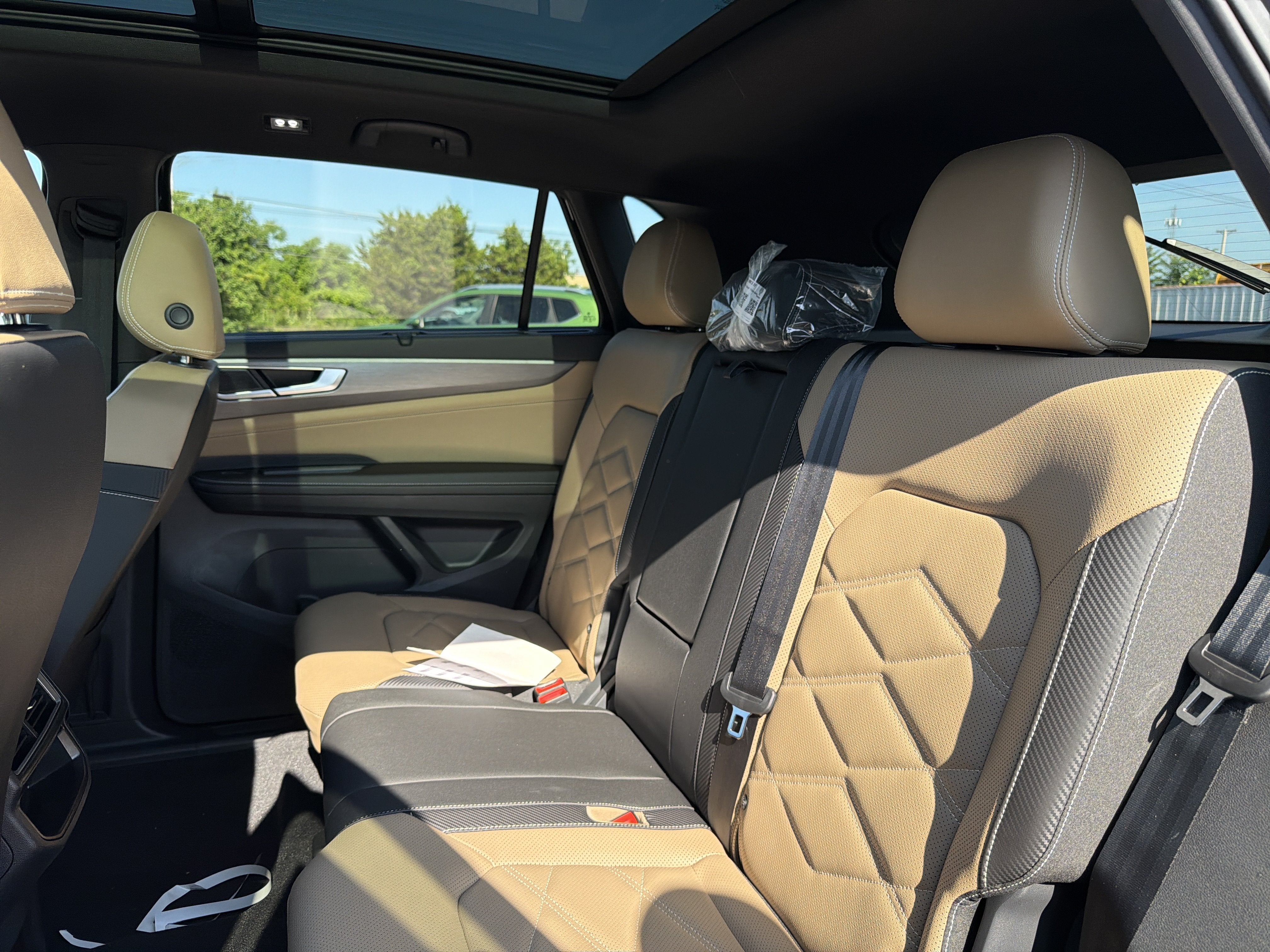 2026 Volkswagen Atlas Cross Sport 2.0T SE W/TECHNOLOGY