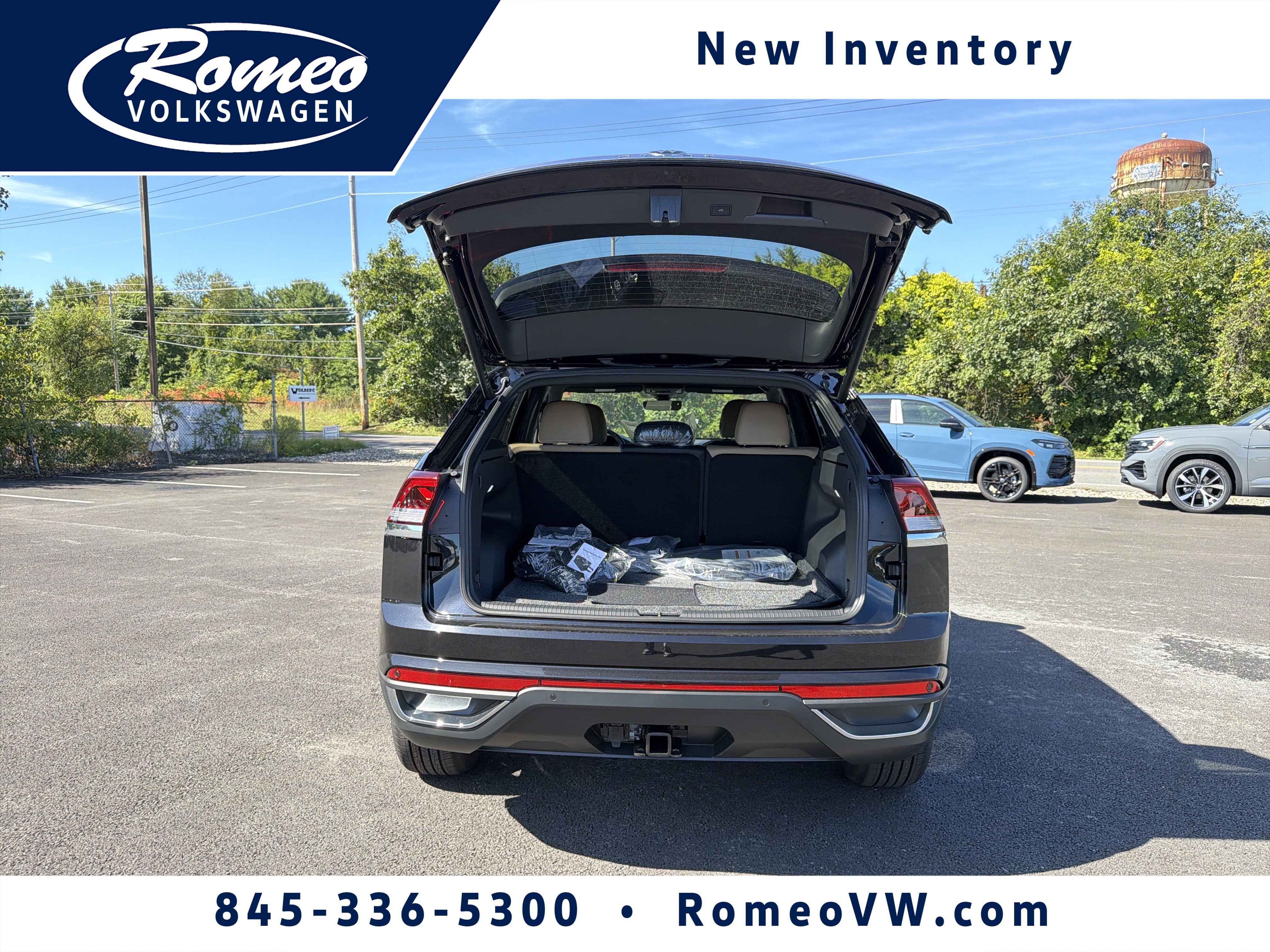2026 Volkswagen Atlas Cross Sport 2.0T SE W/TECHNOLOGY