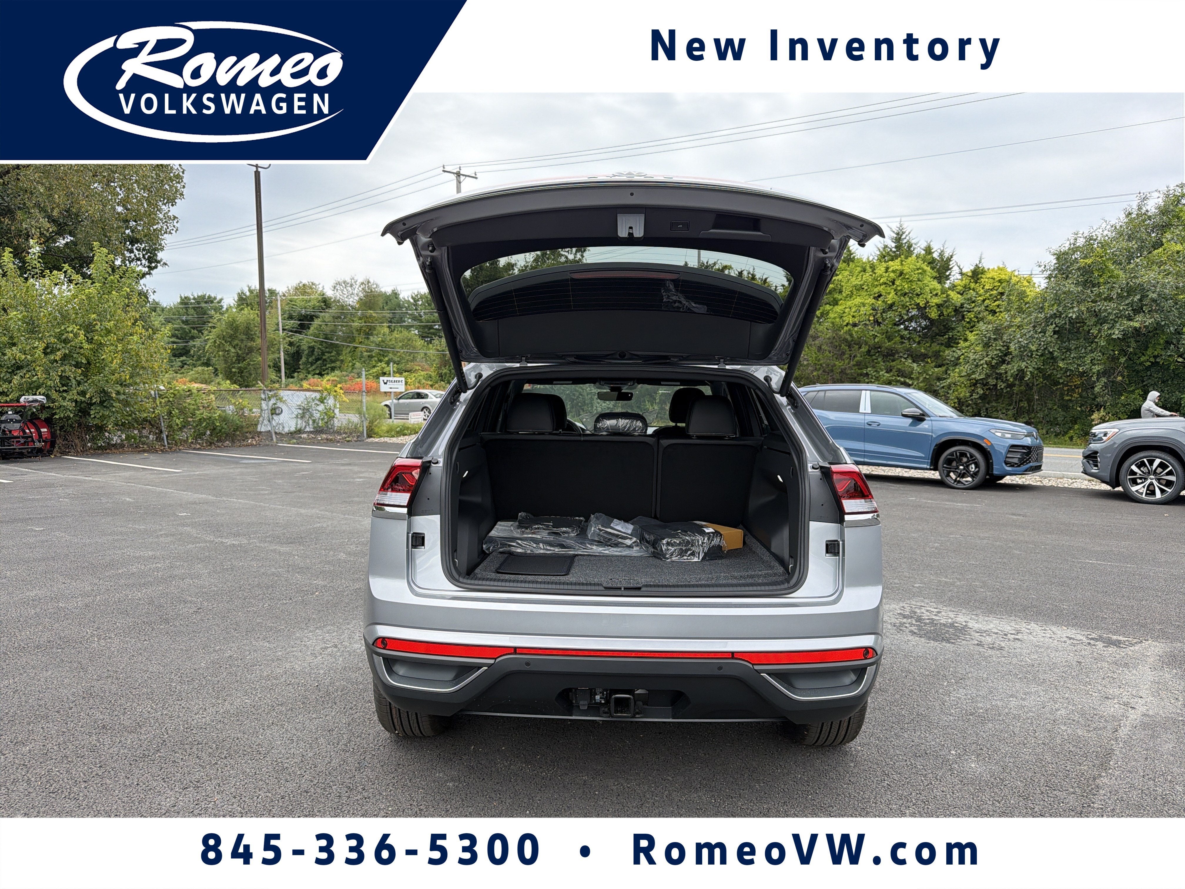 2026 Volkswagen Atlas Cross Sport 2.0T SE W/TECHNOLOGY
