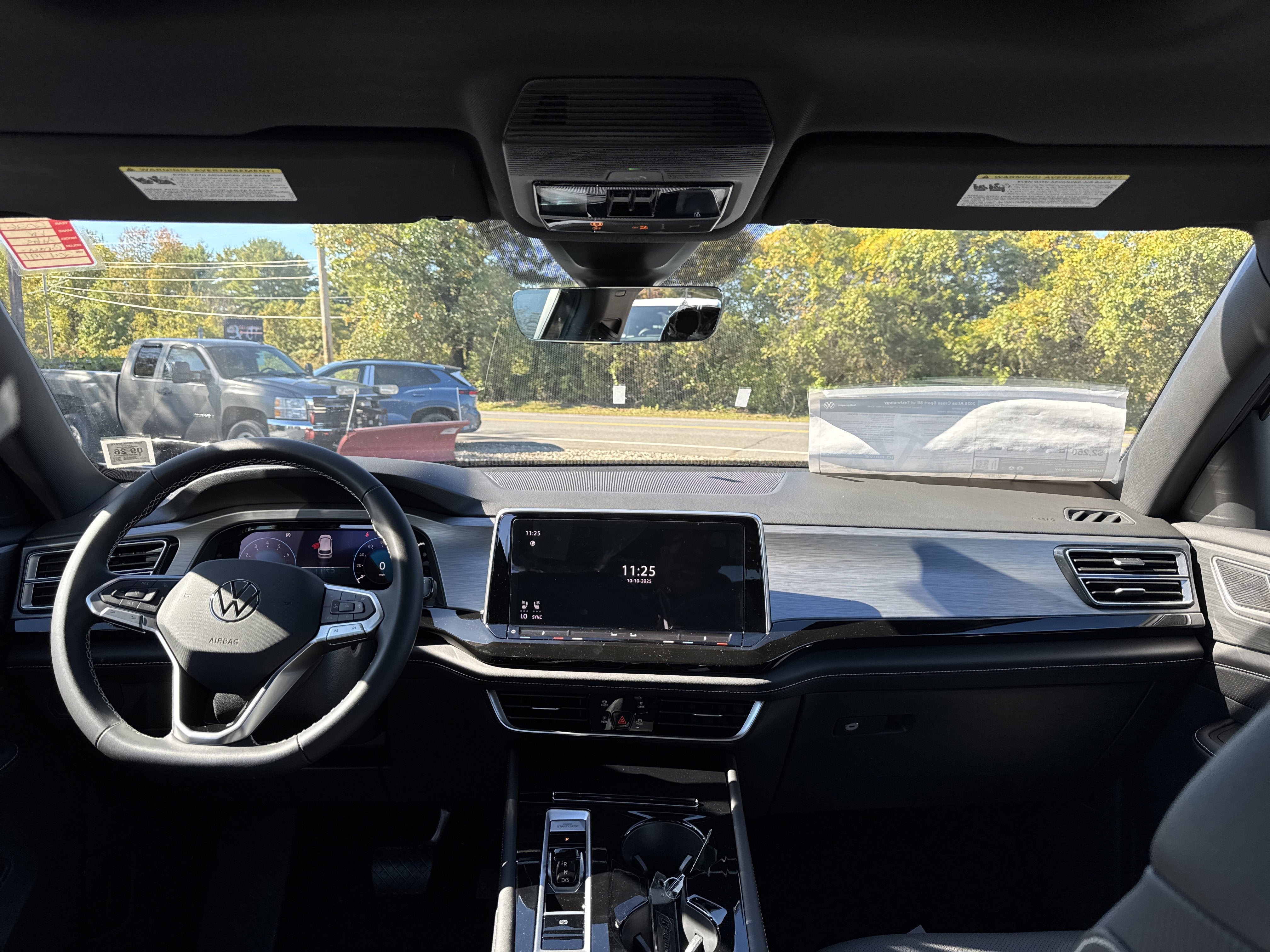 2026 Volkswagen Atlas Cross Sport 2.0T SE w/Technology