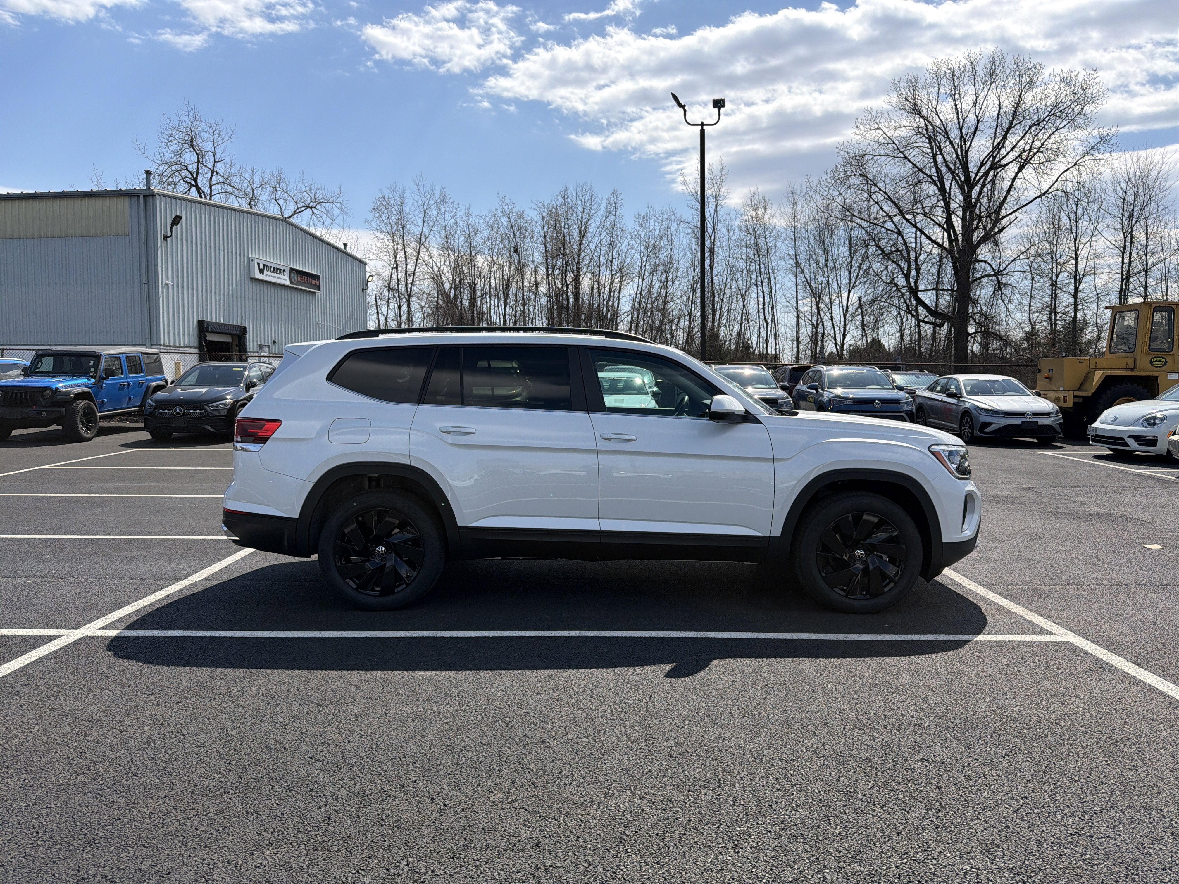2026 Volkswagen Atlas 2.0T SE W/TECHNOLOGY