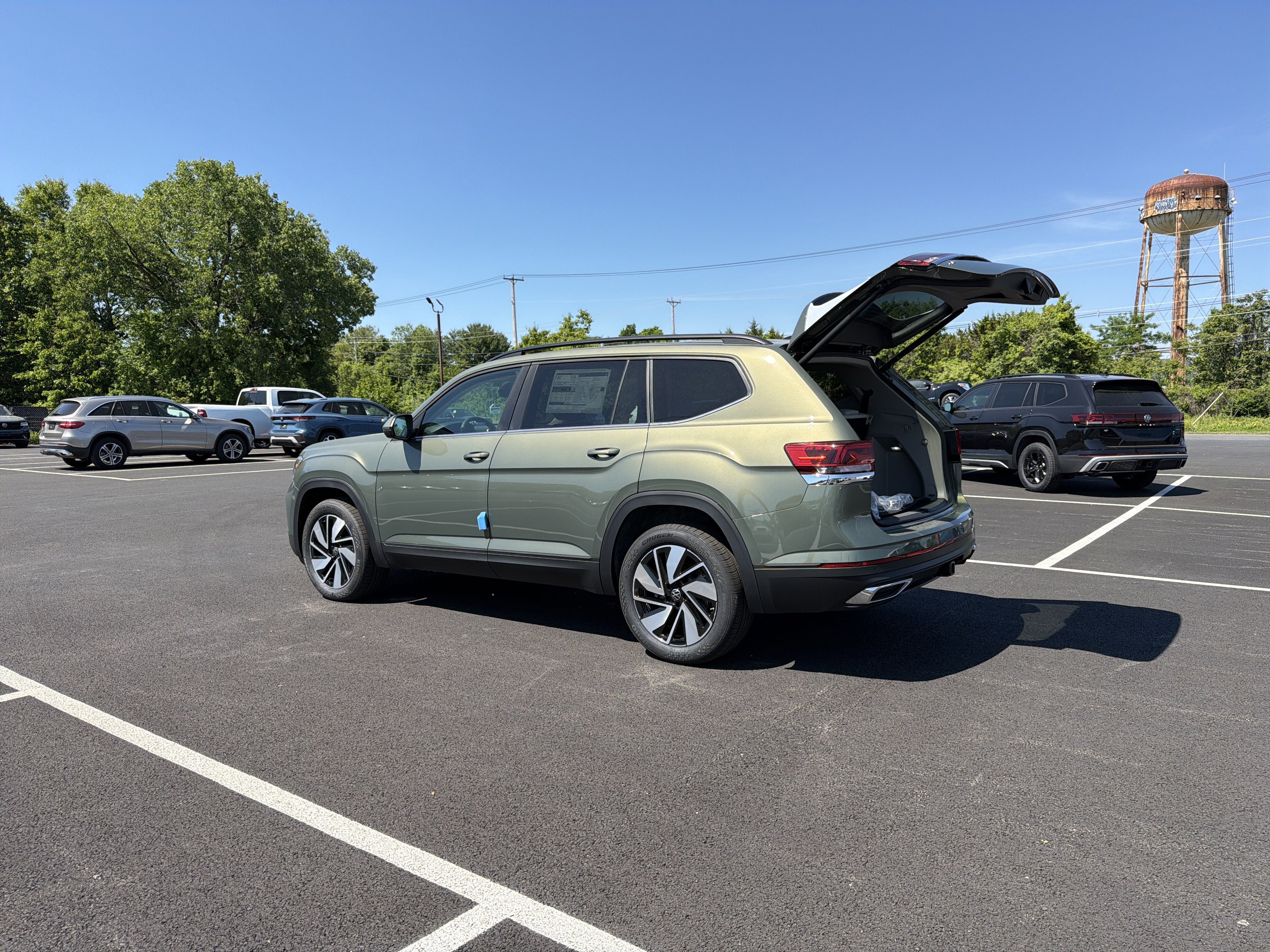 2026 Volkswagen Atlas 2.0T SE W/TECHNOLOGY