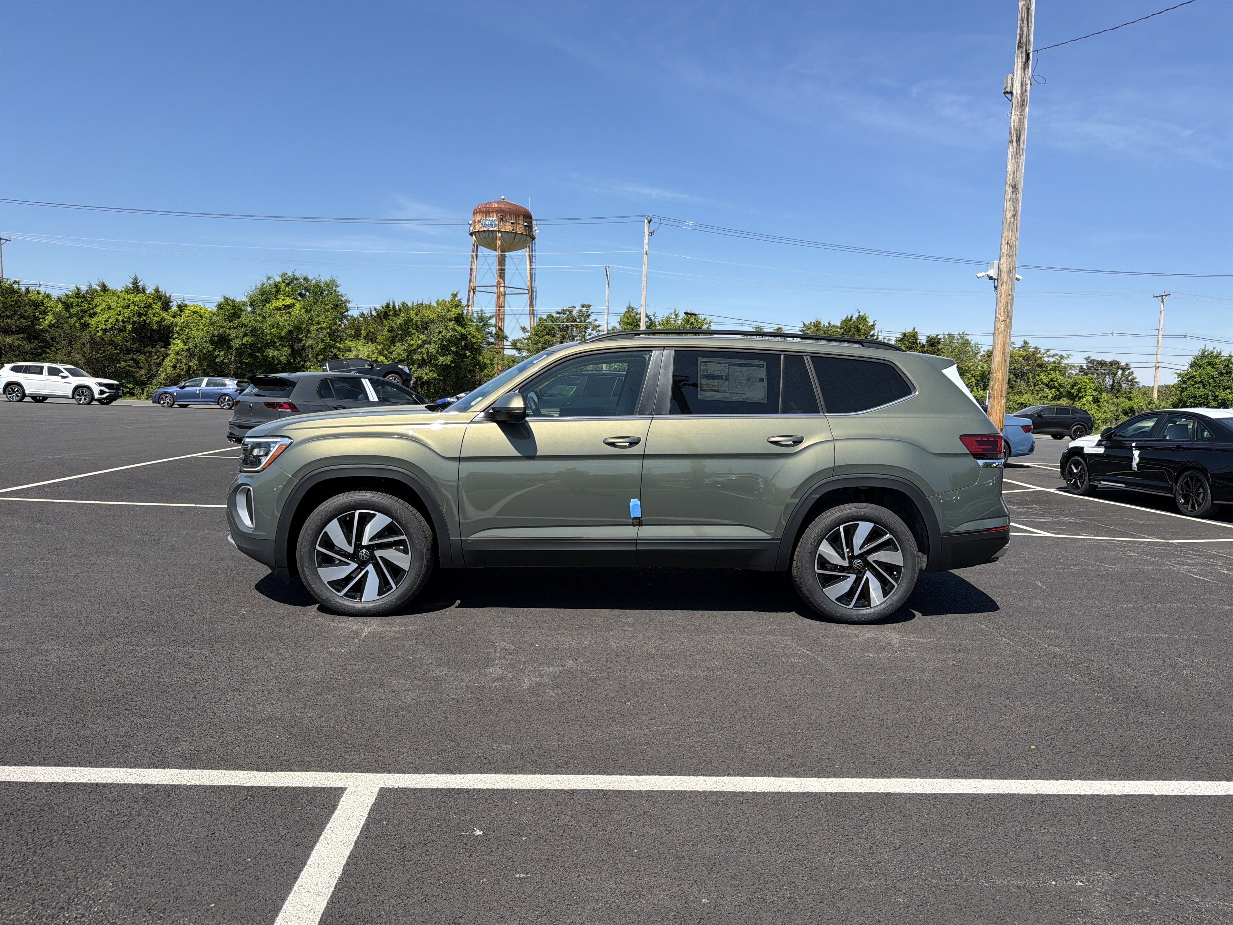 2026 Volkswagen Atlas 2.0T SE W/TECHNOLOGY