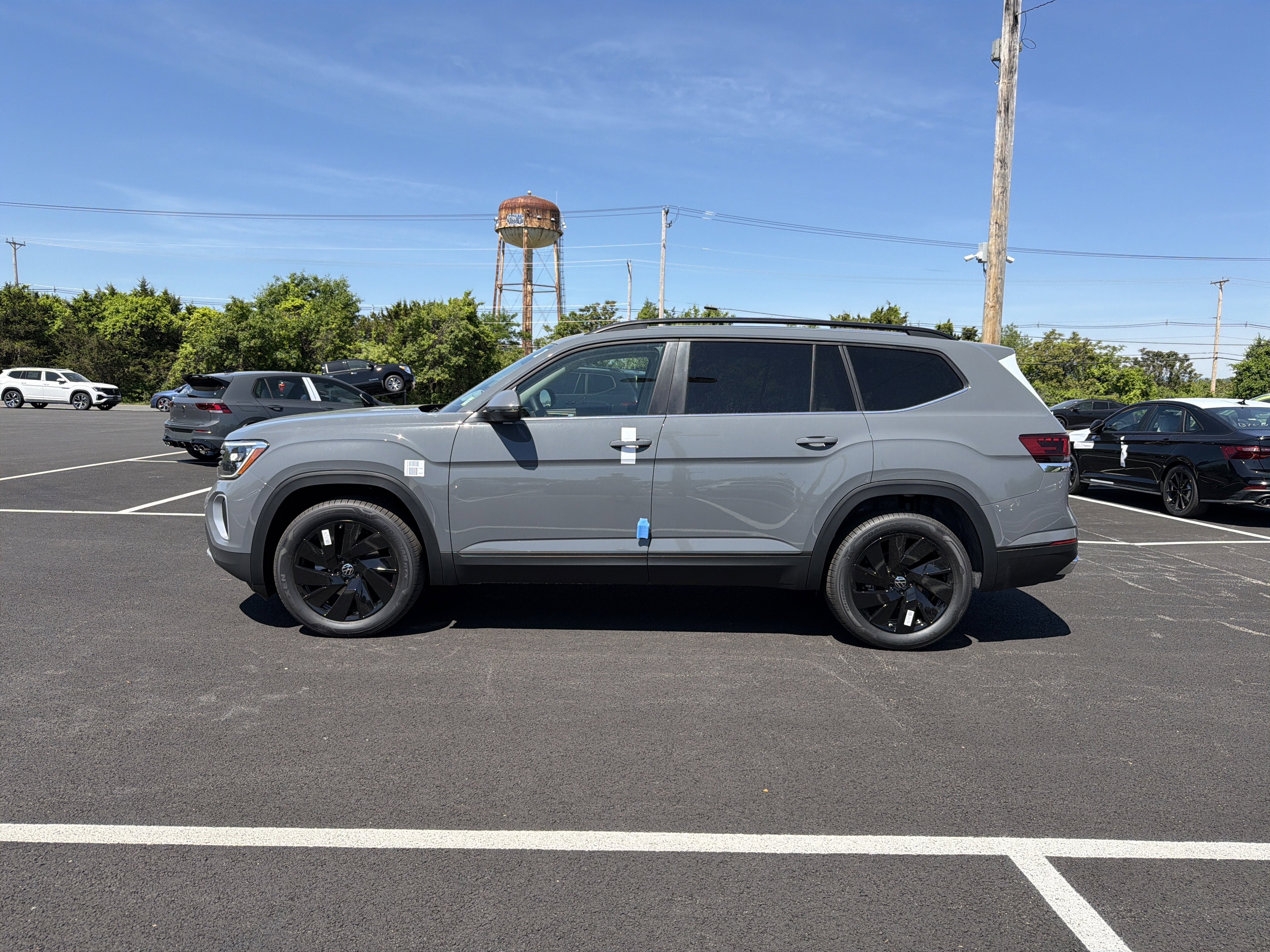 2026 Volkswagen Atlas 2.0T SE W/TECHNOLOGY