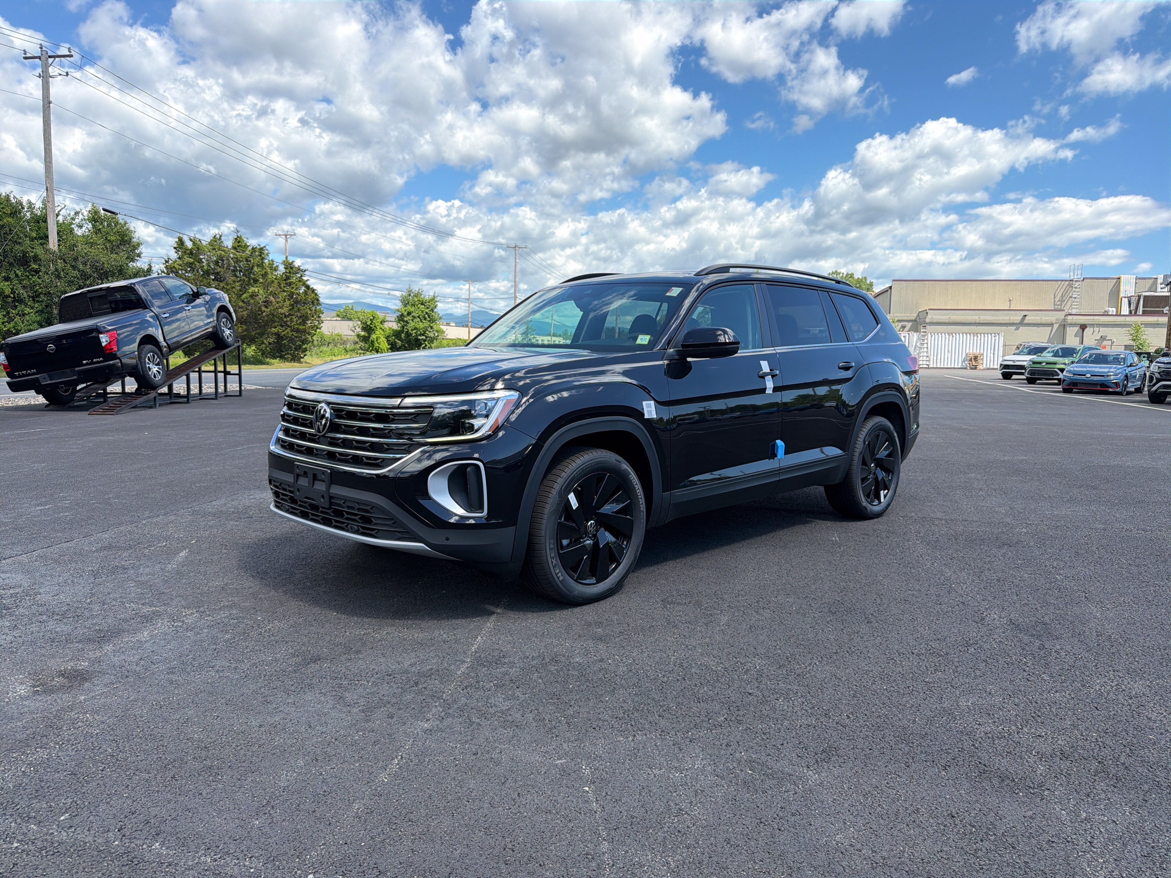 2026 Volkswagen Atlas 2.0T SE W/TECHNOLOGY