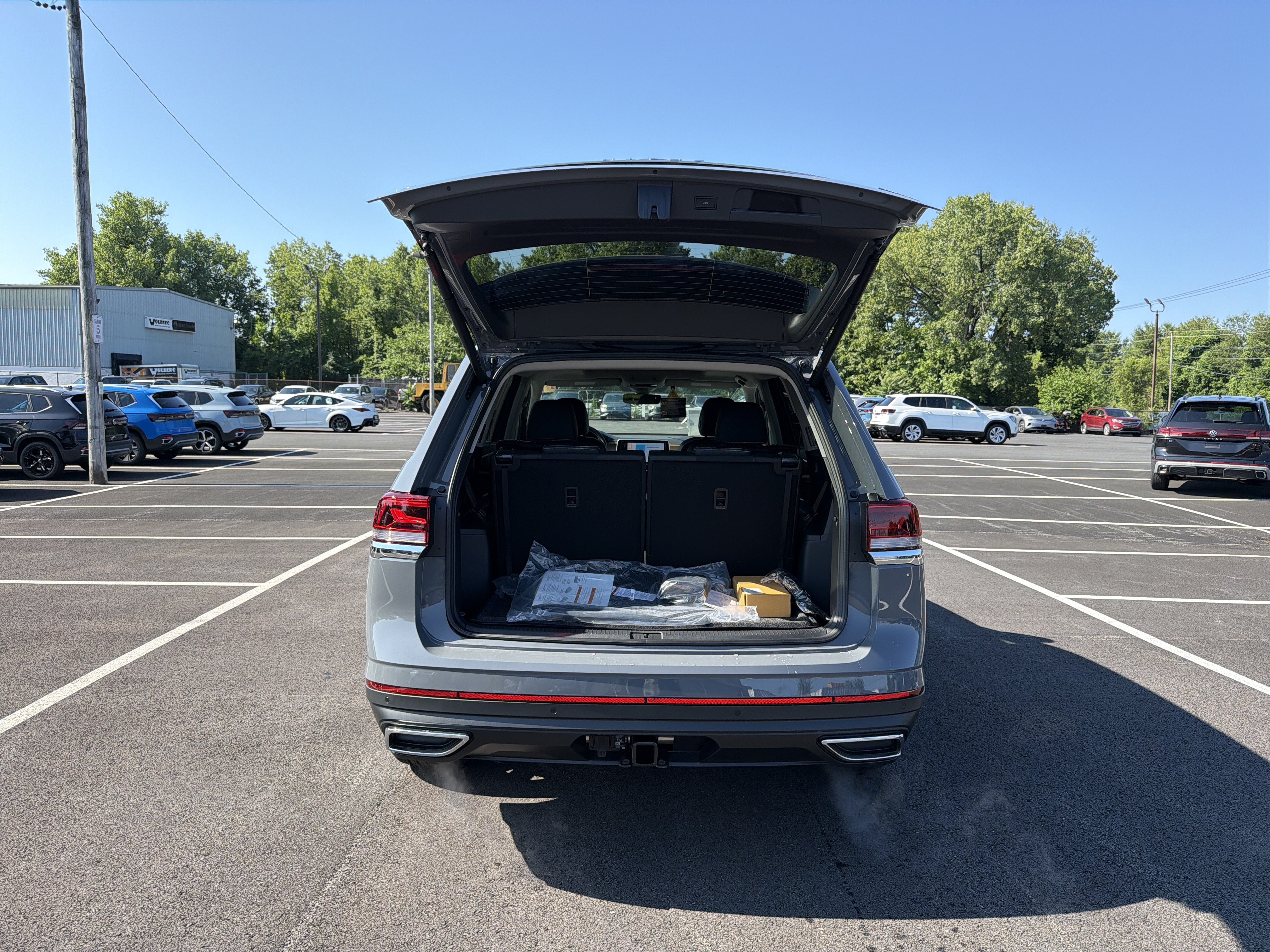 2026 Volkswagen Atlas 2.0T SE W/TECHNOLOGY