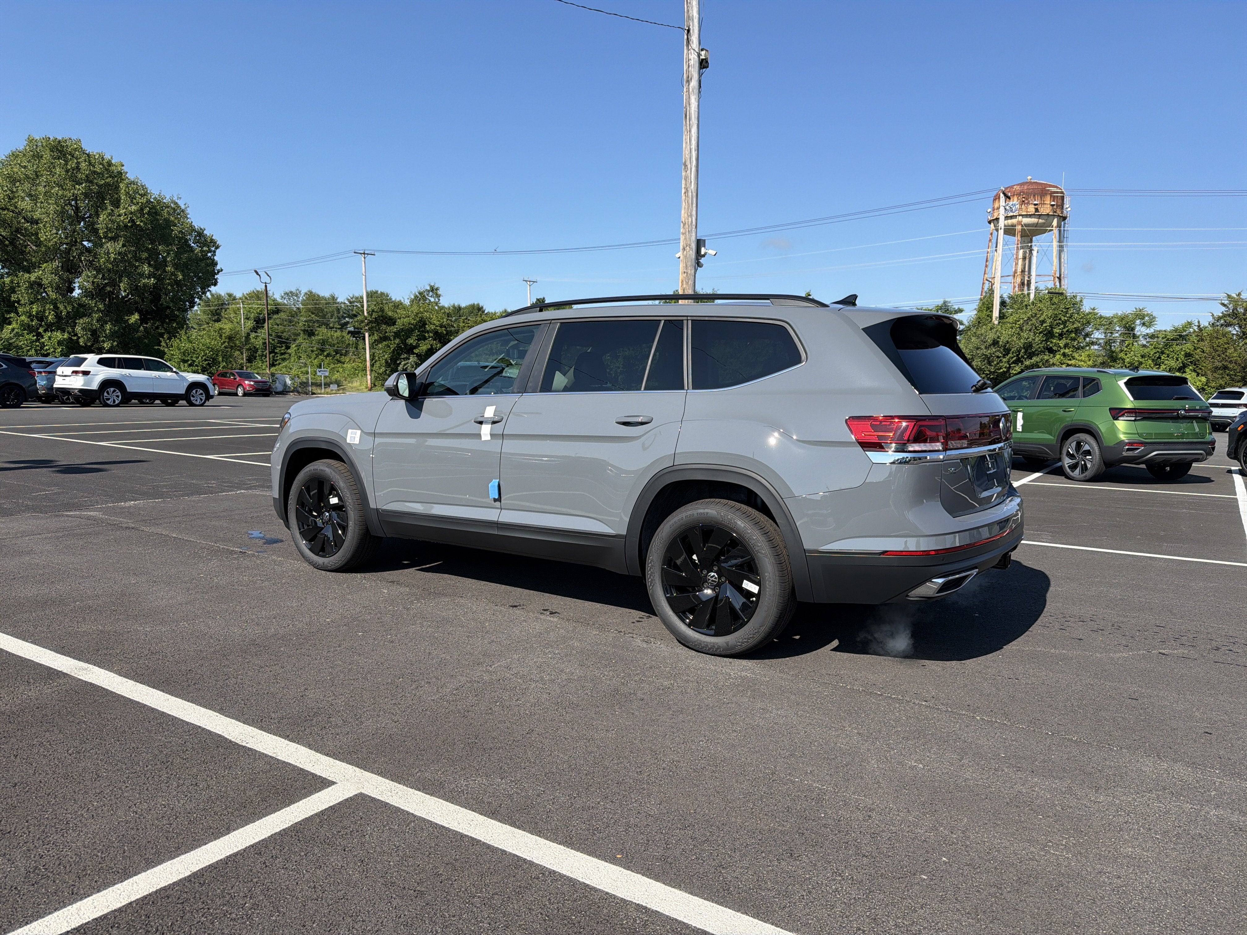 2026 Volkswagen Atlas 2.0T SE W/TECHNOLOGY