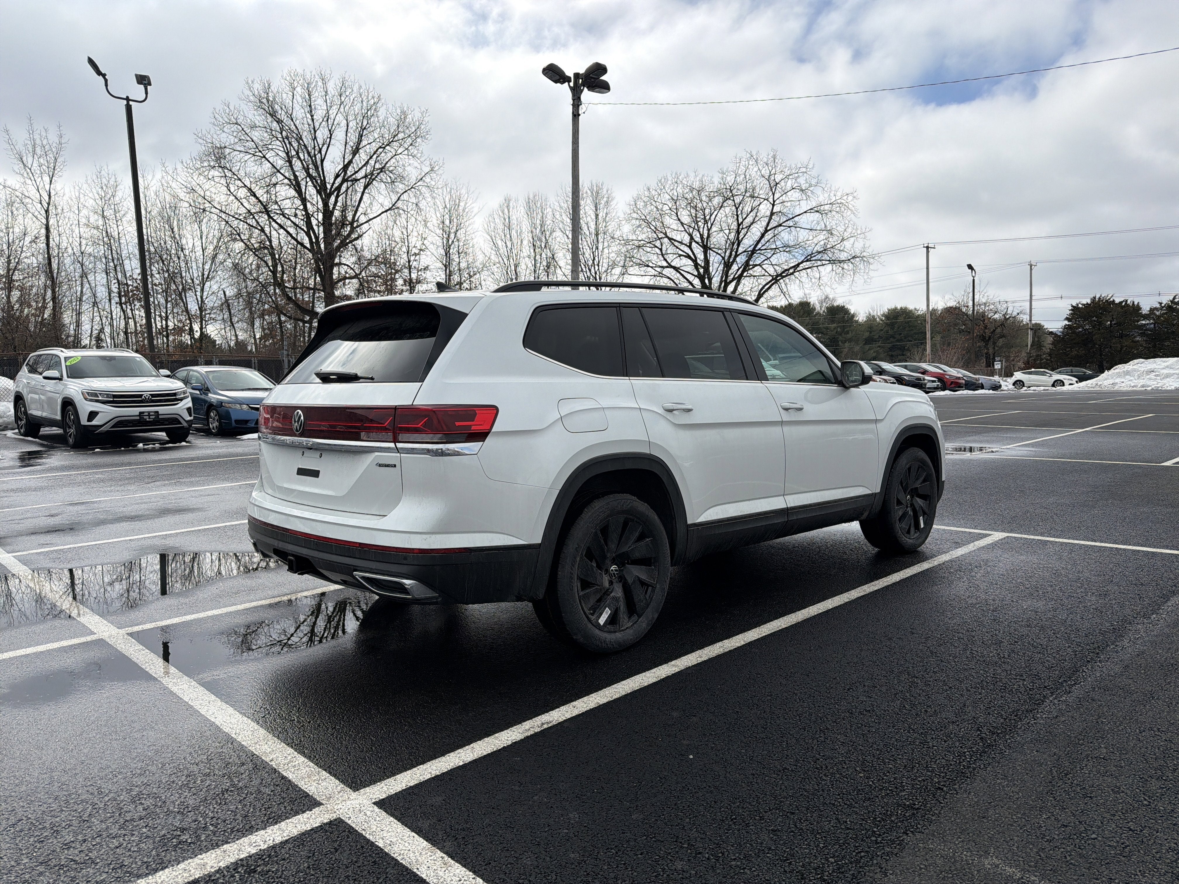2026 Volkswagen Atlas 2.0T SE W/TECHNOLOGY