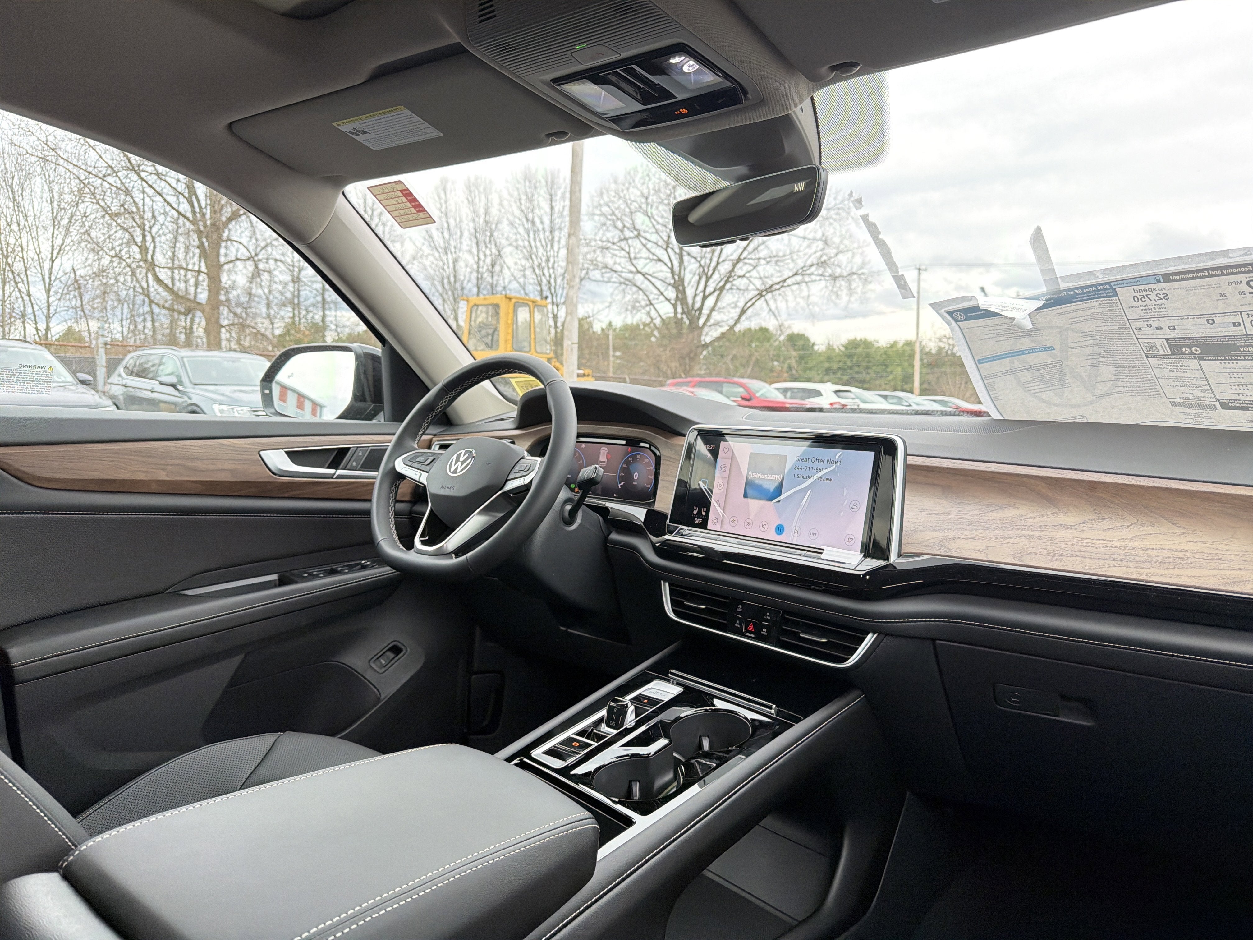 2026 Volkswagen Atlas 2.0T SE w/Technology