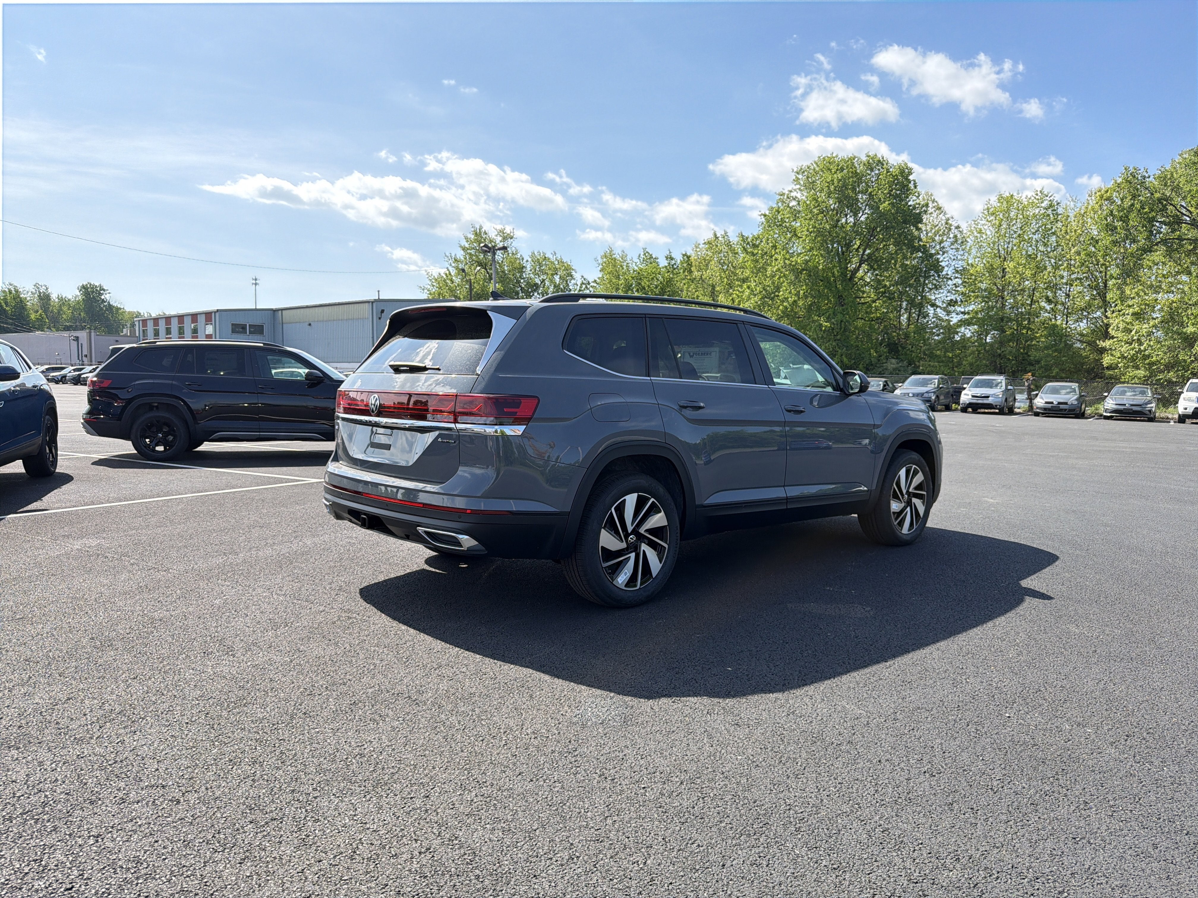 2026 Volkswagen Atlas SE W/ Tech AWD