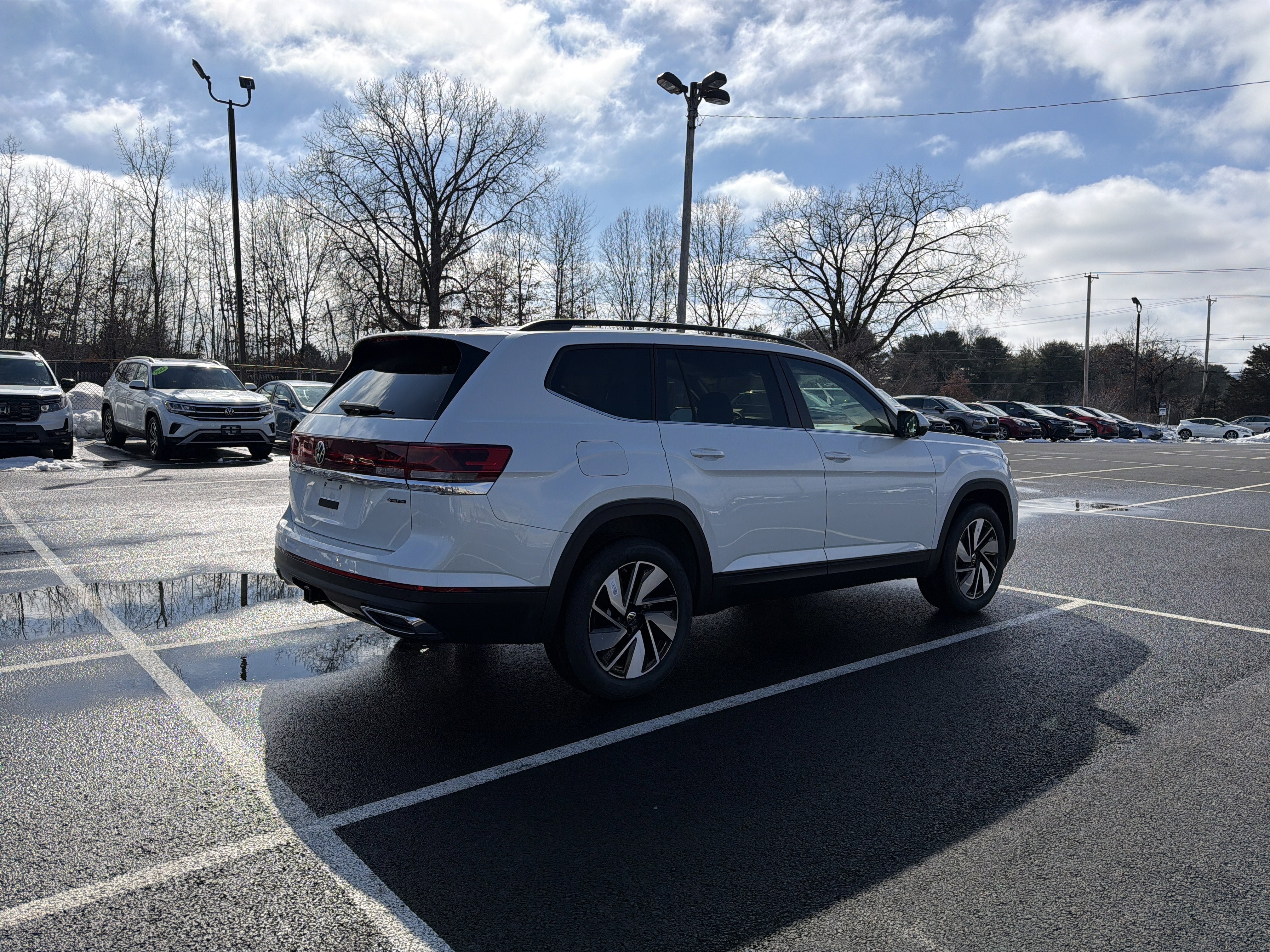 2026 Volkswagen Atlas 2.0T SE W/TECHNOLOGY