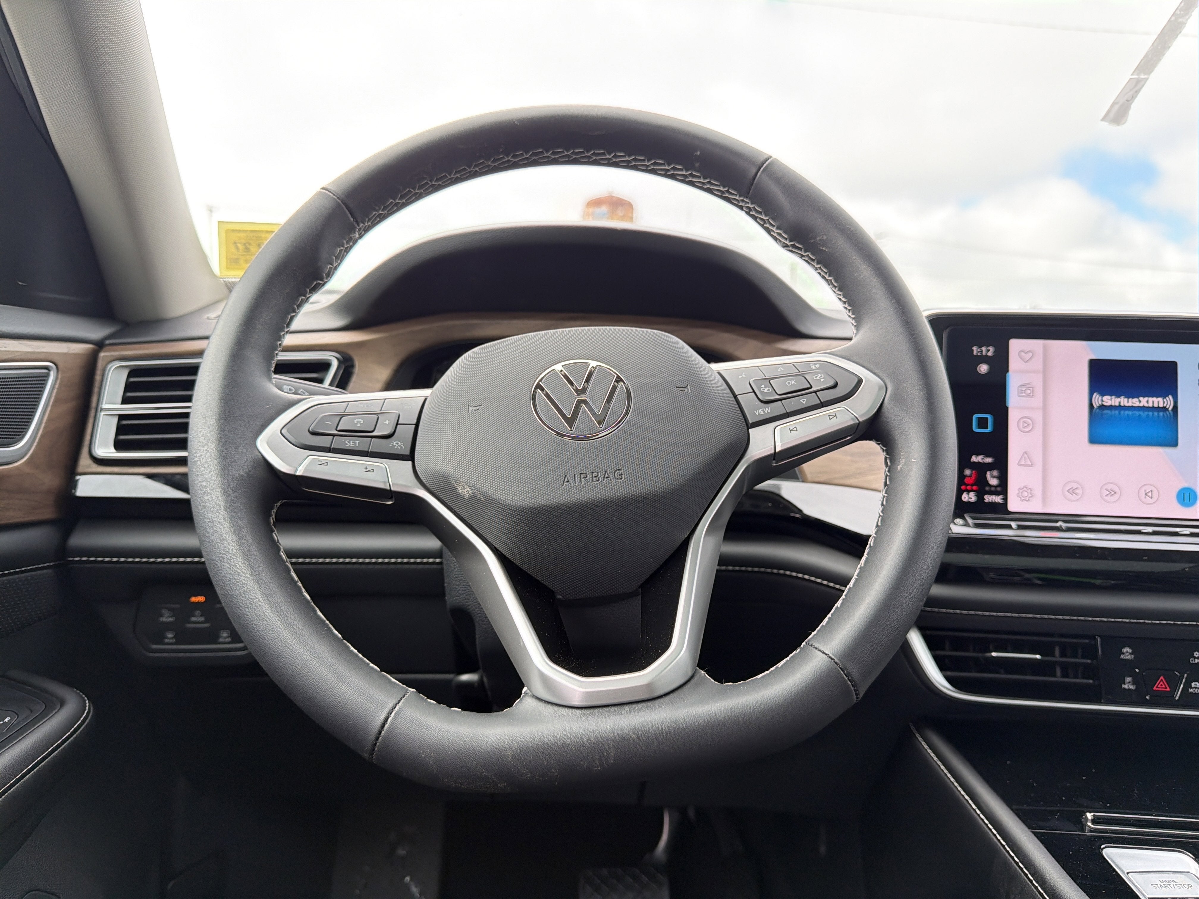 2026 Volkswagen Atlas 2.0T SE W/TECHNOLOGY