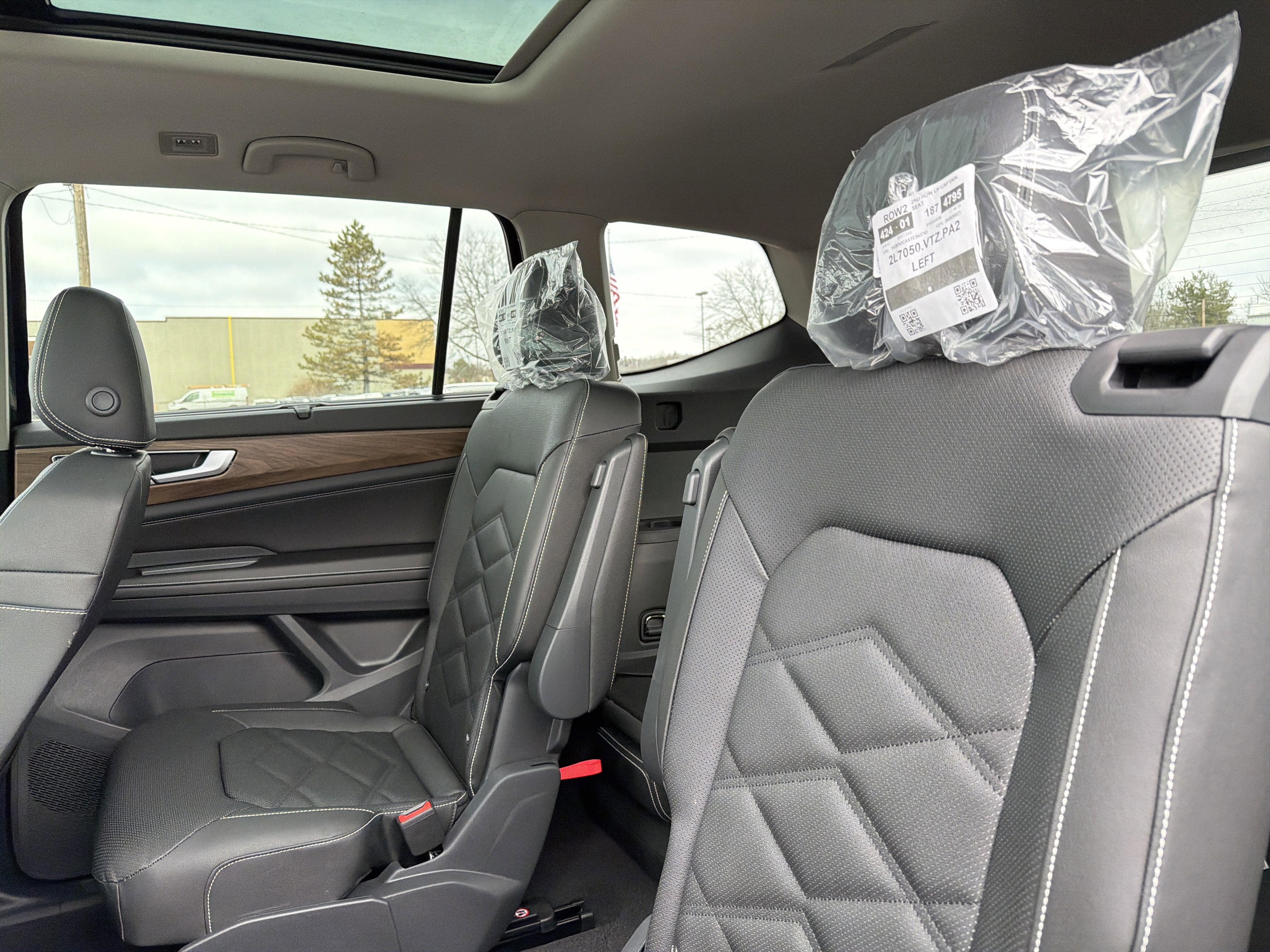 2026 Volkswagen Atlas 2.0T SE W/TECHNOLOGY