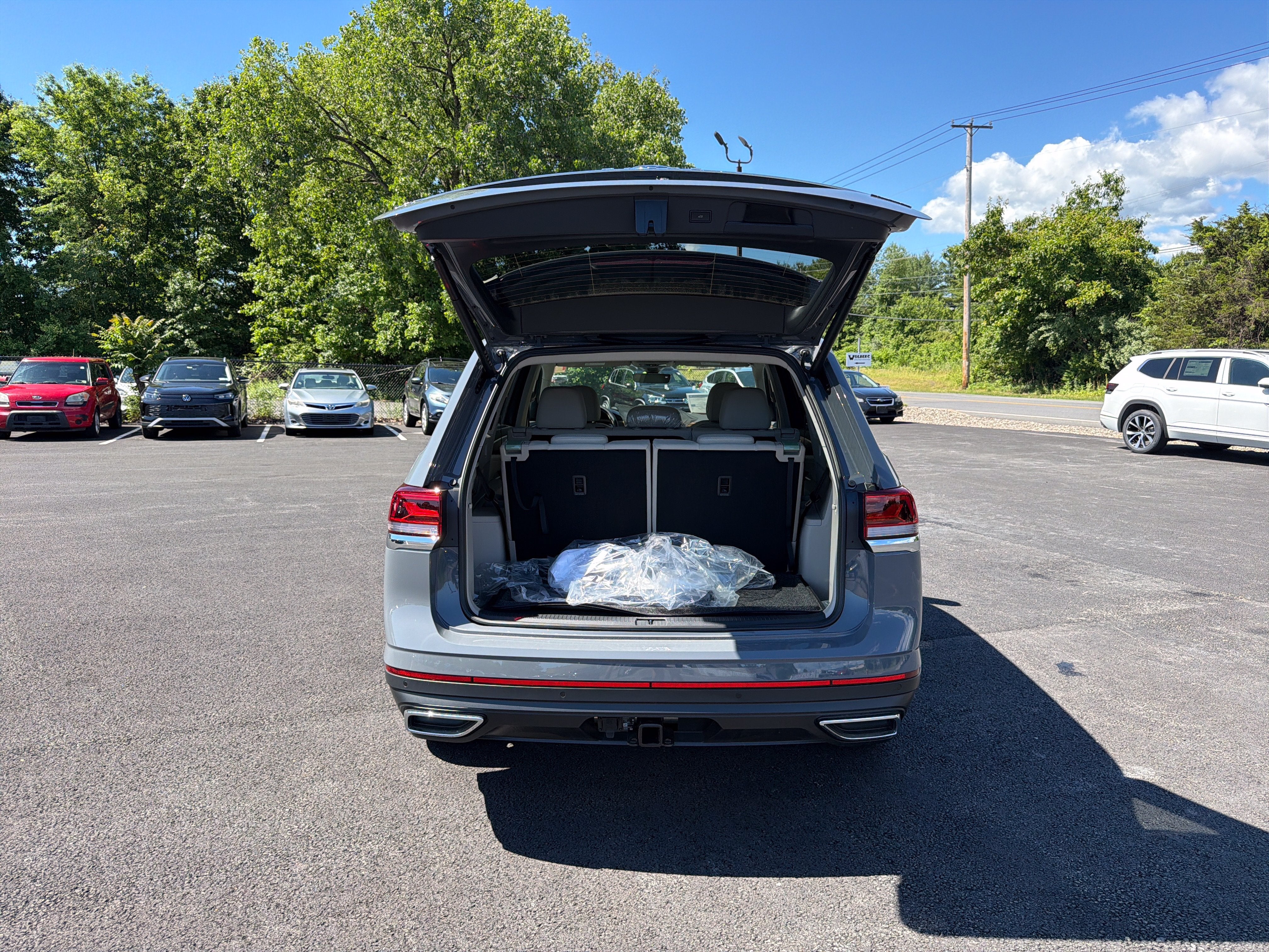 2026 Volkswagen Atlas 2.0T SE W/TECHNOLOGY