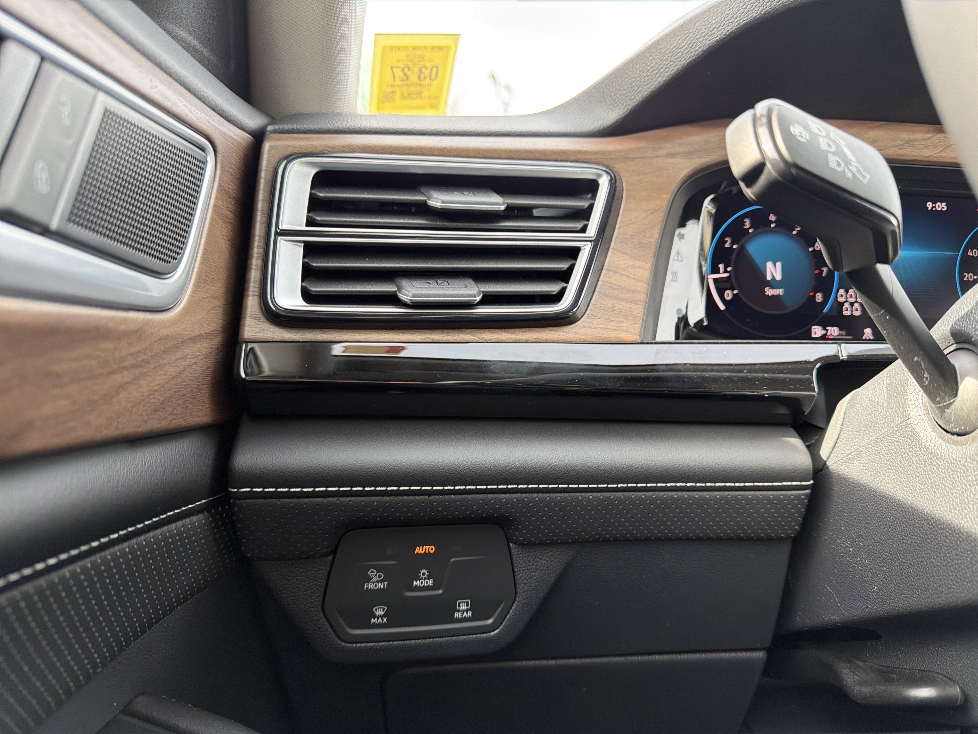 2026 Volkswagen Atlas 2.0T SE