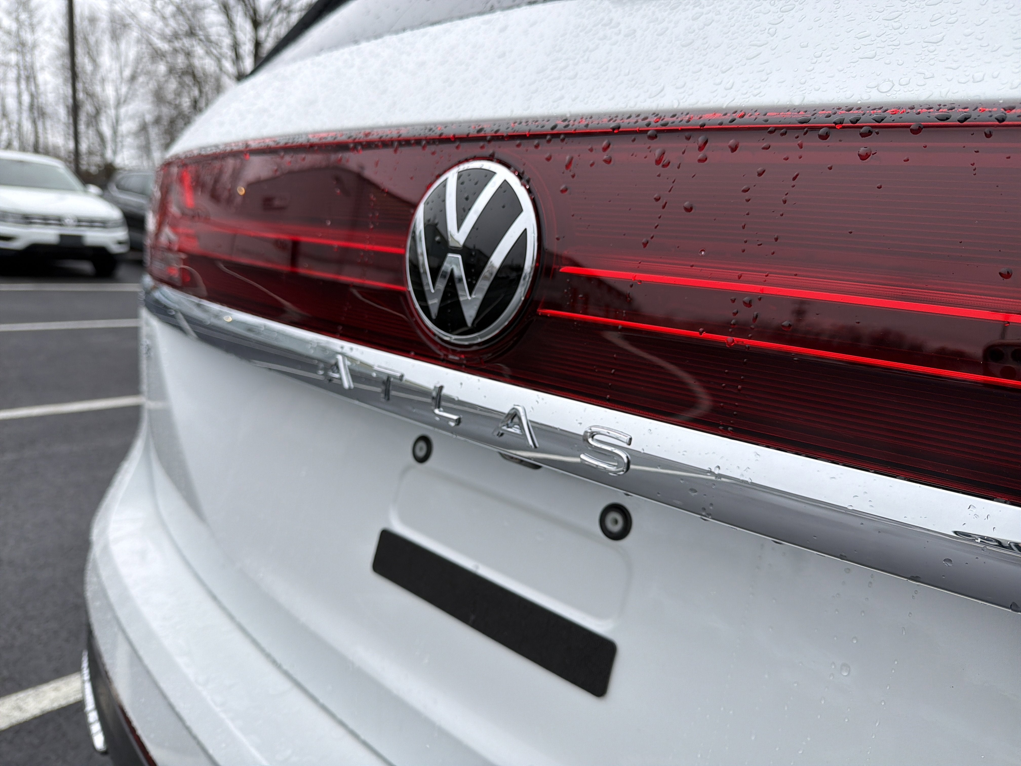 2026 Volkswagen Atlas 2.0T SE