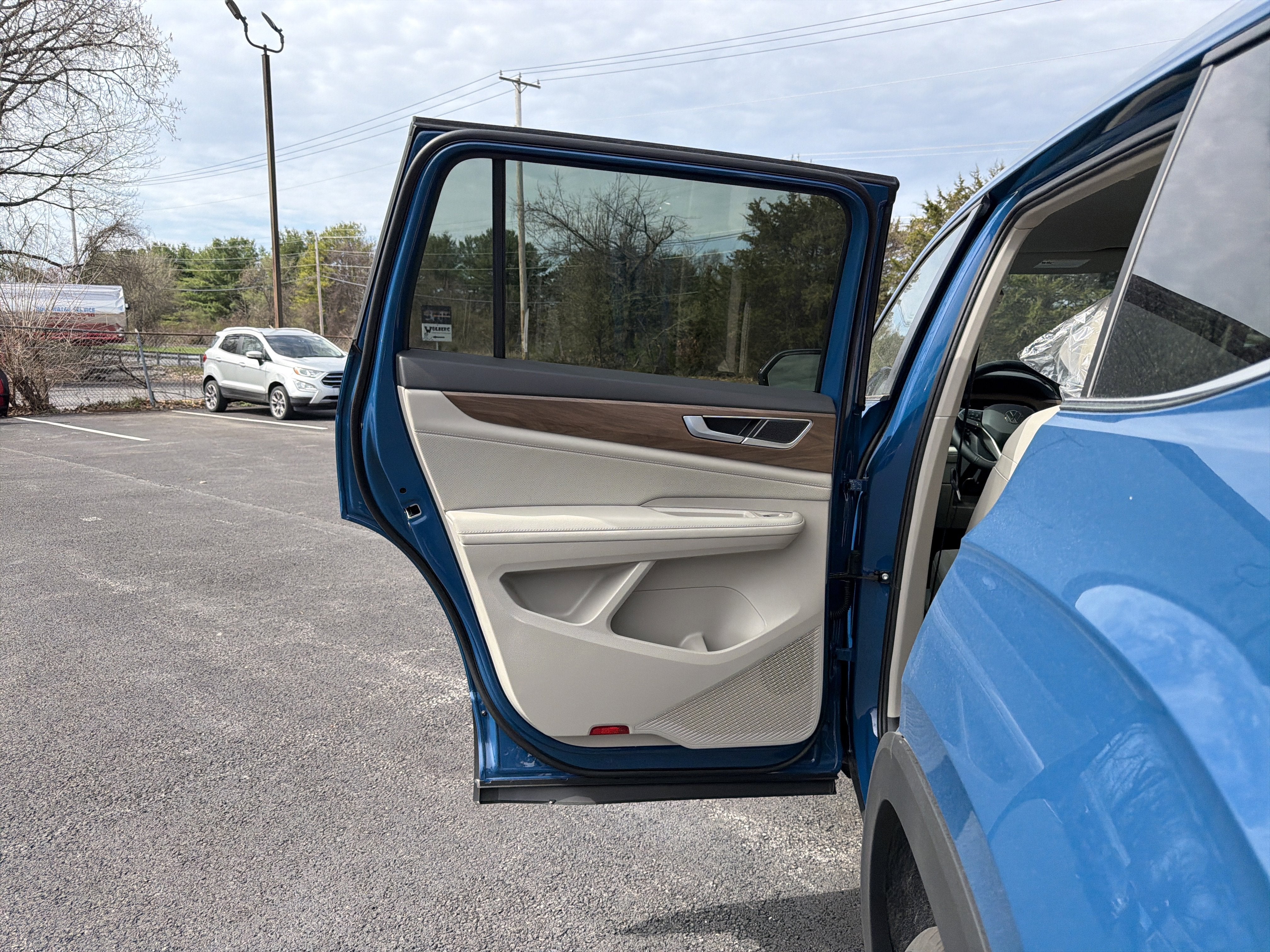 2026 Volkswagen Atlas 2.0T SE