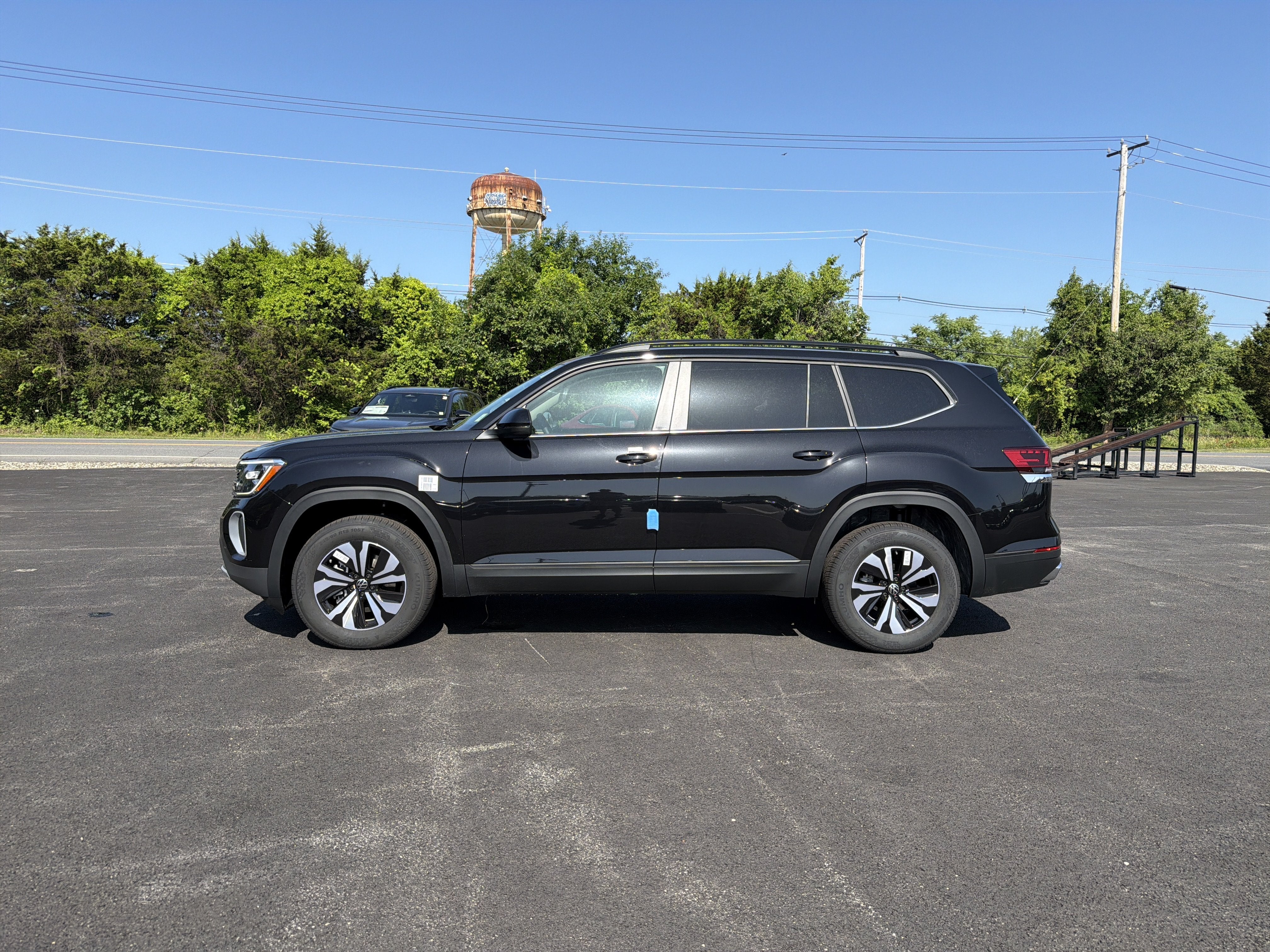 2026 Volkswagen Atlas 2.0T SE