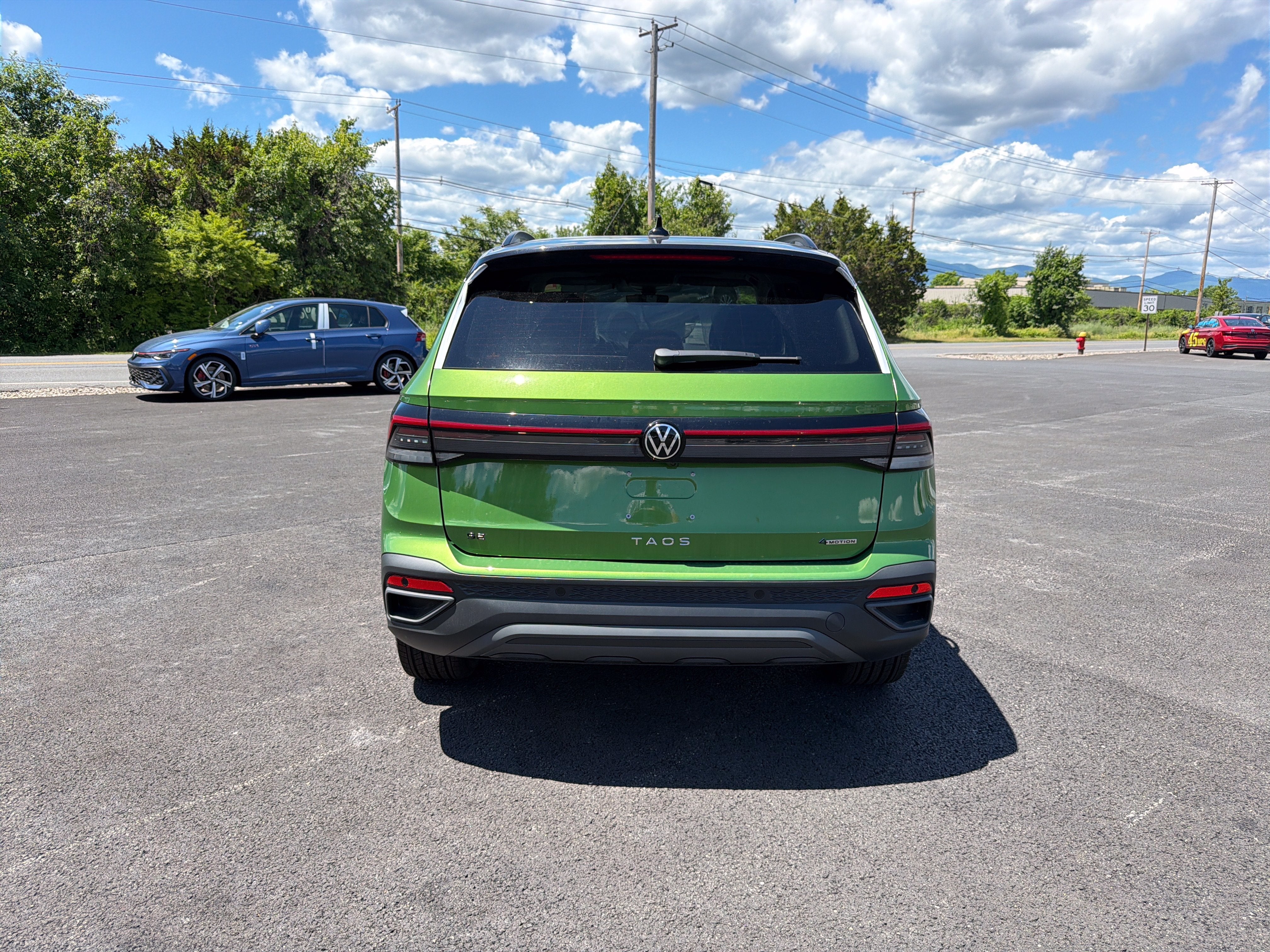 2026 Volkswagen Taos 1.5T SE Black