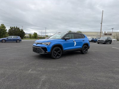 2026 Volkswagen Taos SE Black