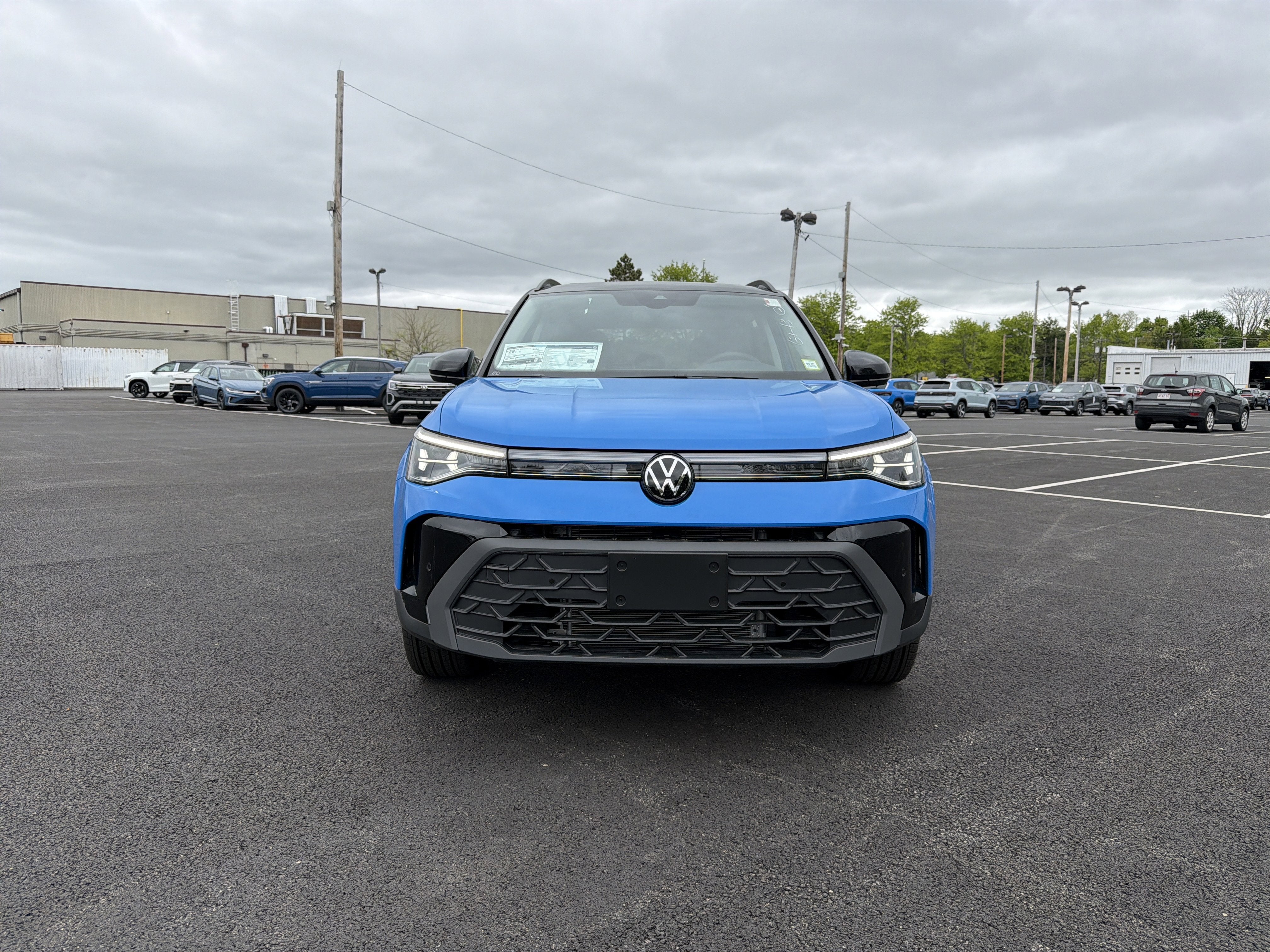 2026 Volkswagen Taos 1.5T SE Black