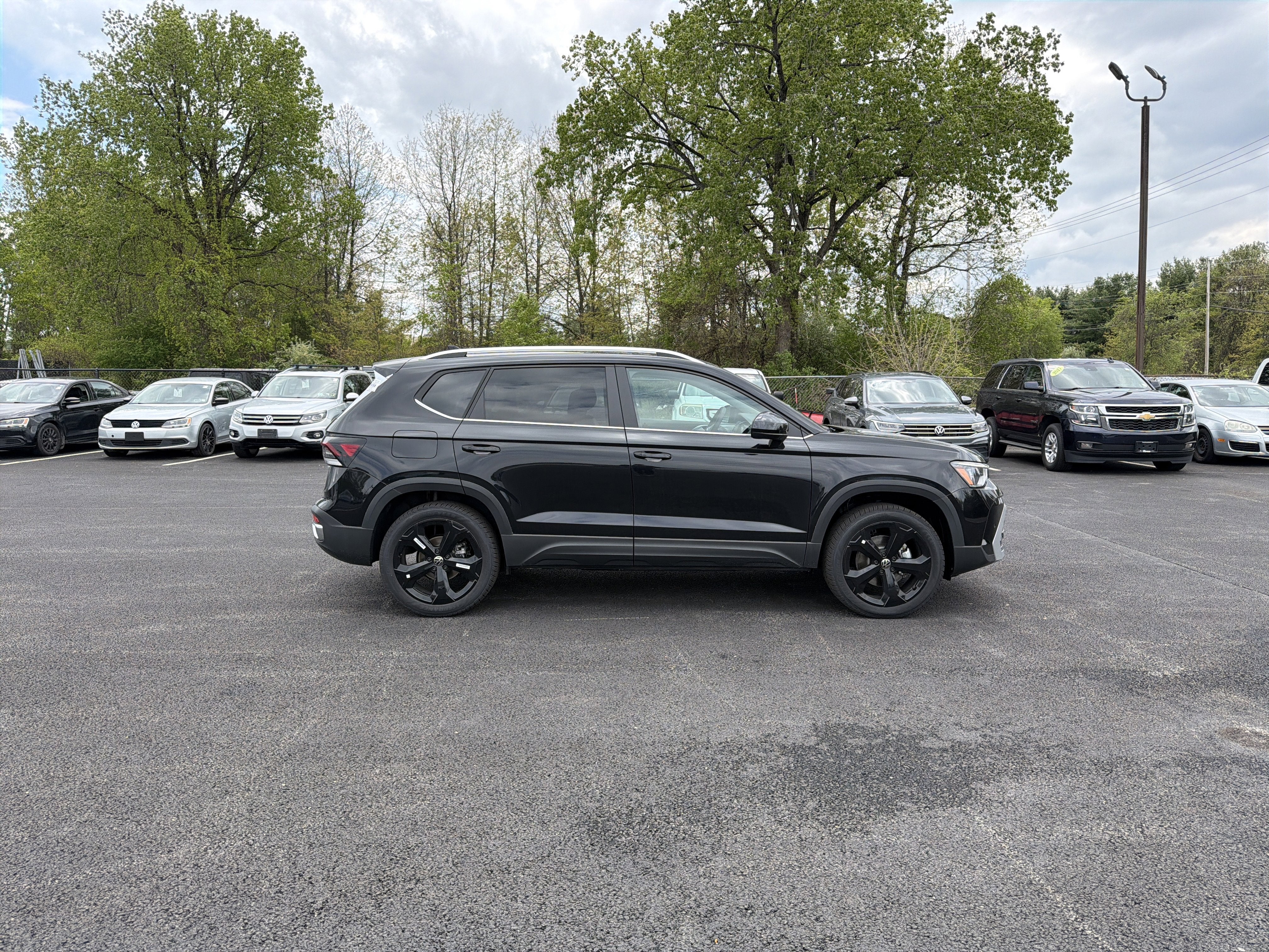 2026 Volkswagen Taos 1.5T SEL