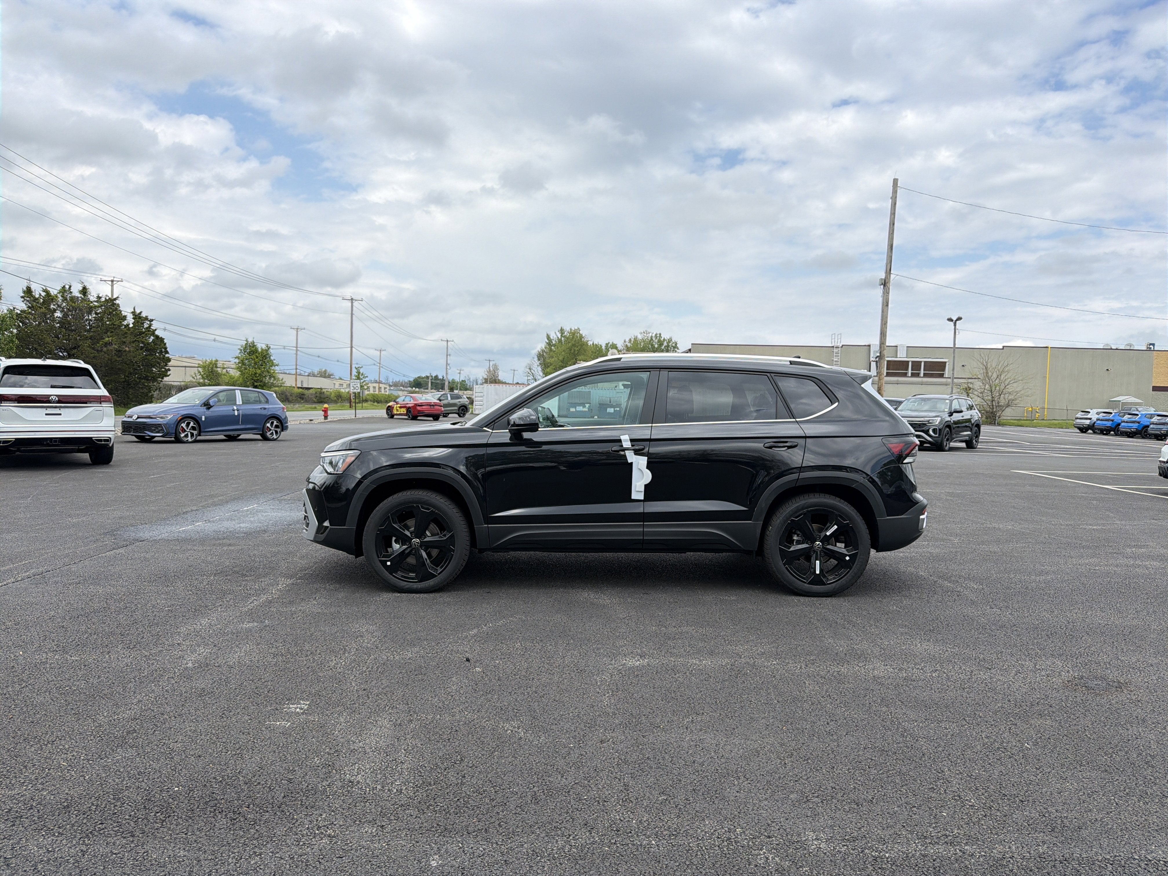 2026 Volkswagen Taos 1.5T SEL