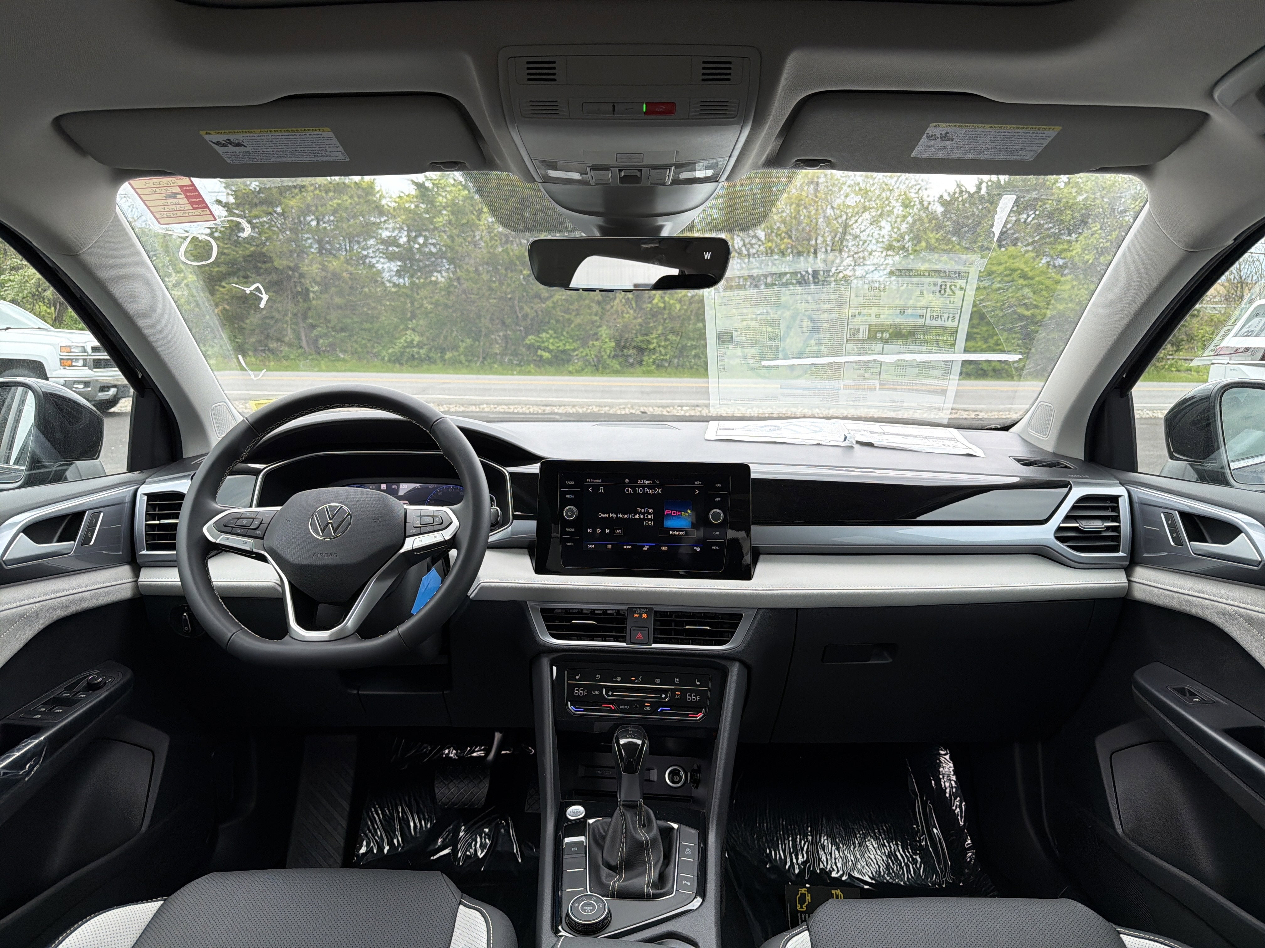 2026 Volkswagen Taos 1.5T SEL