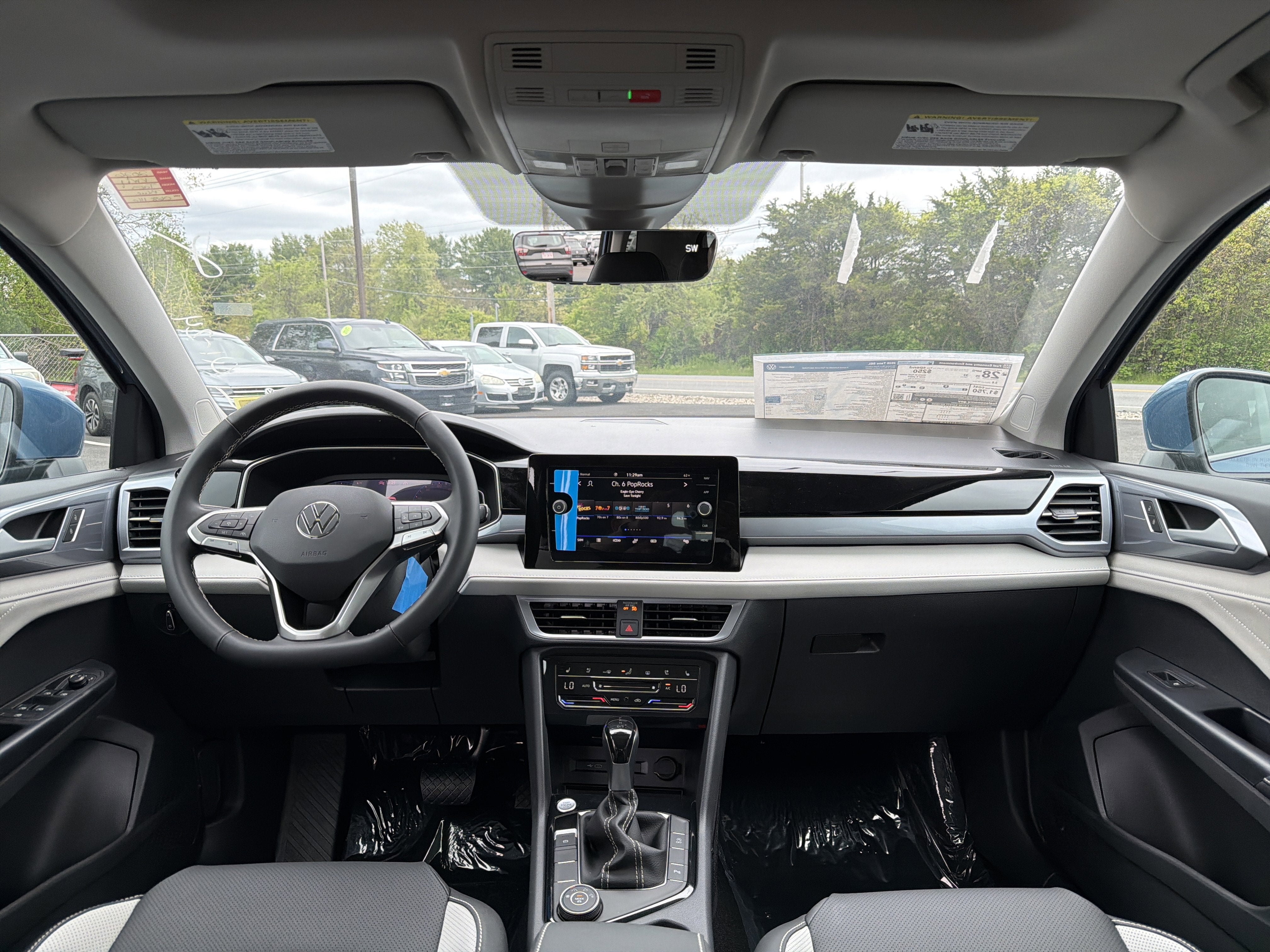 2026 Volkswagen Taos 1.5T SEL