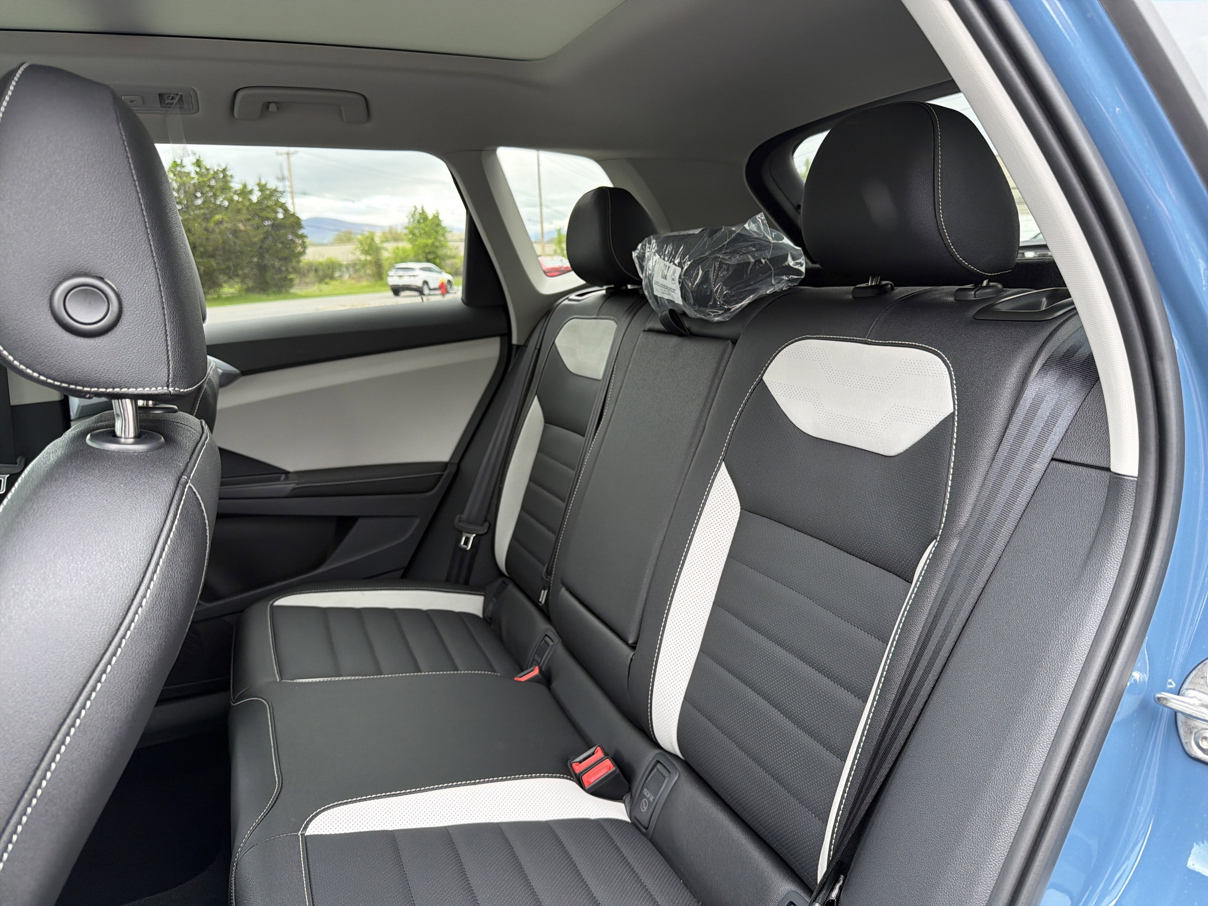 2026 Volkswagen Taos 1.5T SEL