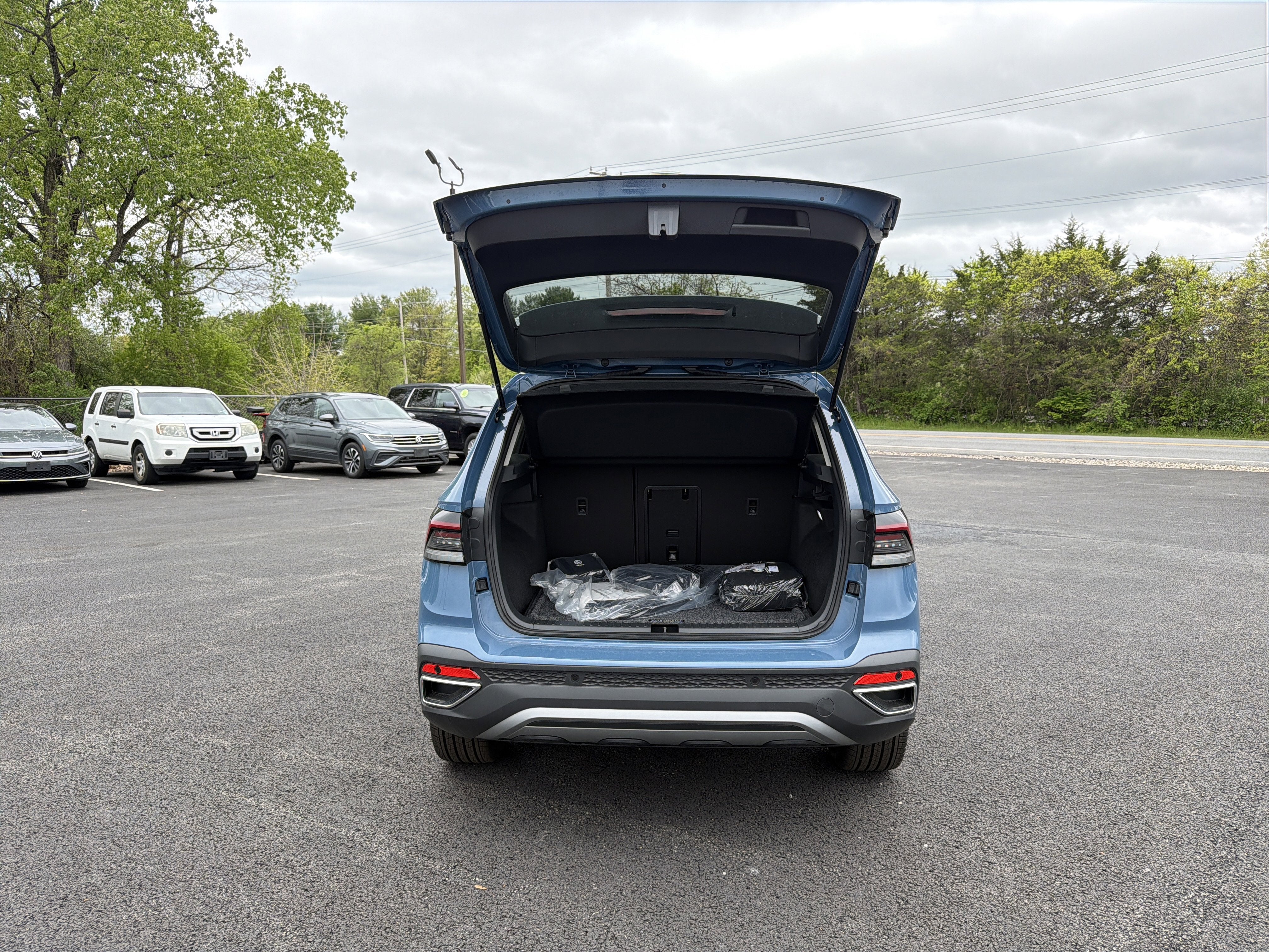 2026 Volkswagen Taos 1.5T SEL